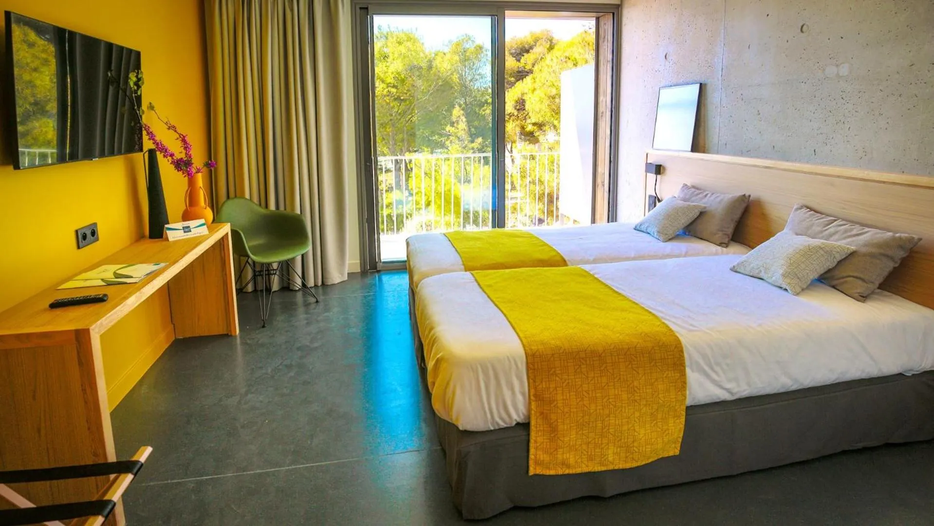 Photo of the whole room, Bed in Domaine du Lazaret - Village vacances 3 étoiles en bord de mer