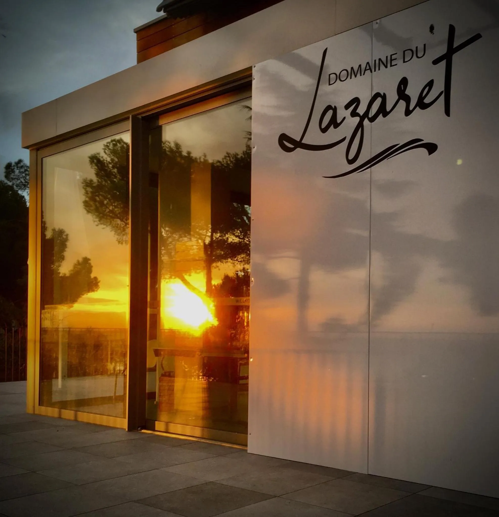 Restaurant/places to eat in Domaine du Lazaret - Village vacances 3 étoiles en bord de mer