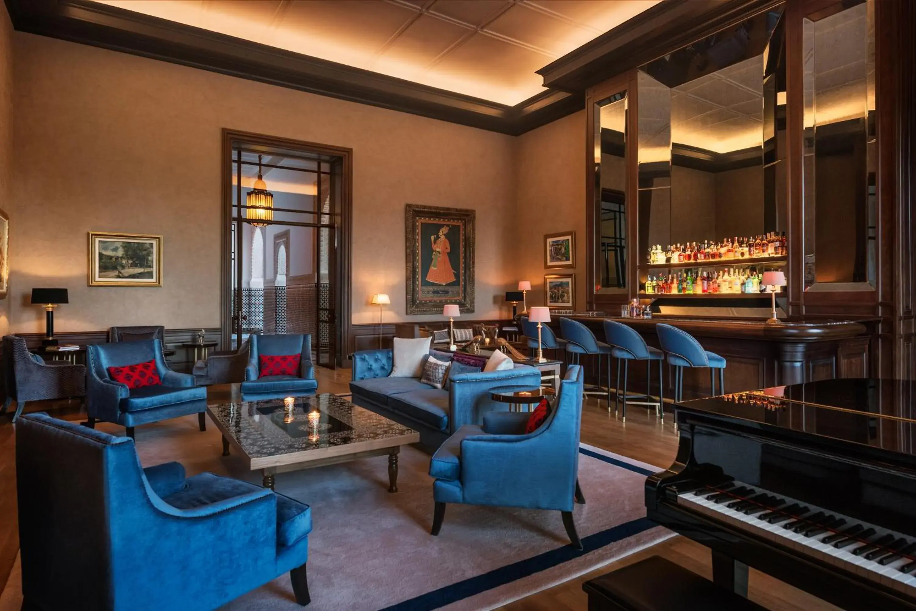 Lounge or bar in The Oberoi Marrakech Lounge or bar in The Oberoi Marrakech