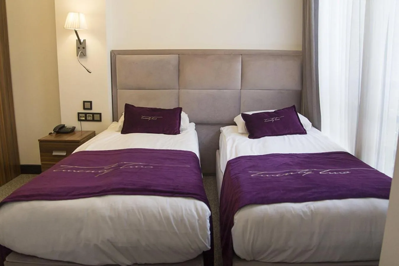 Bedroom, Bed in The 22 Hotel