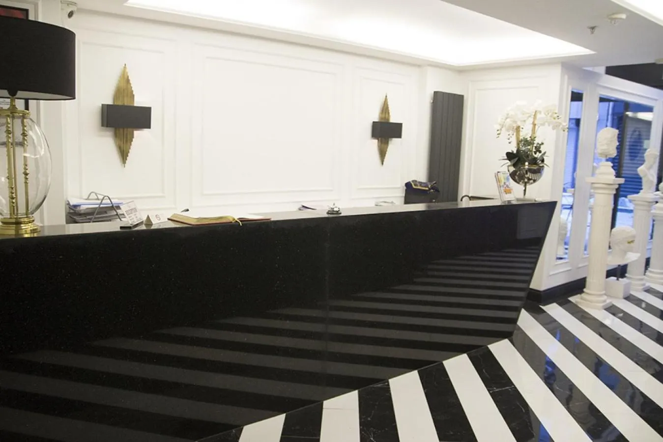 Lobby or reception in The 22 Hotel