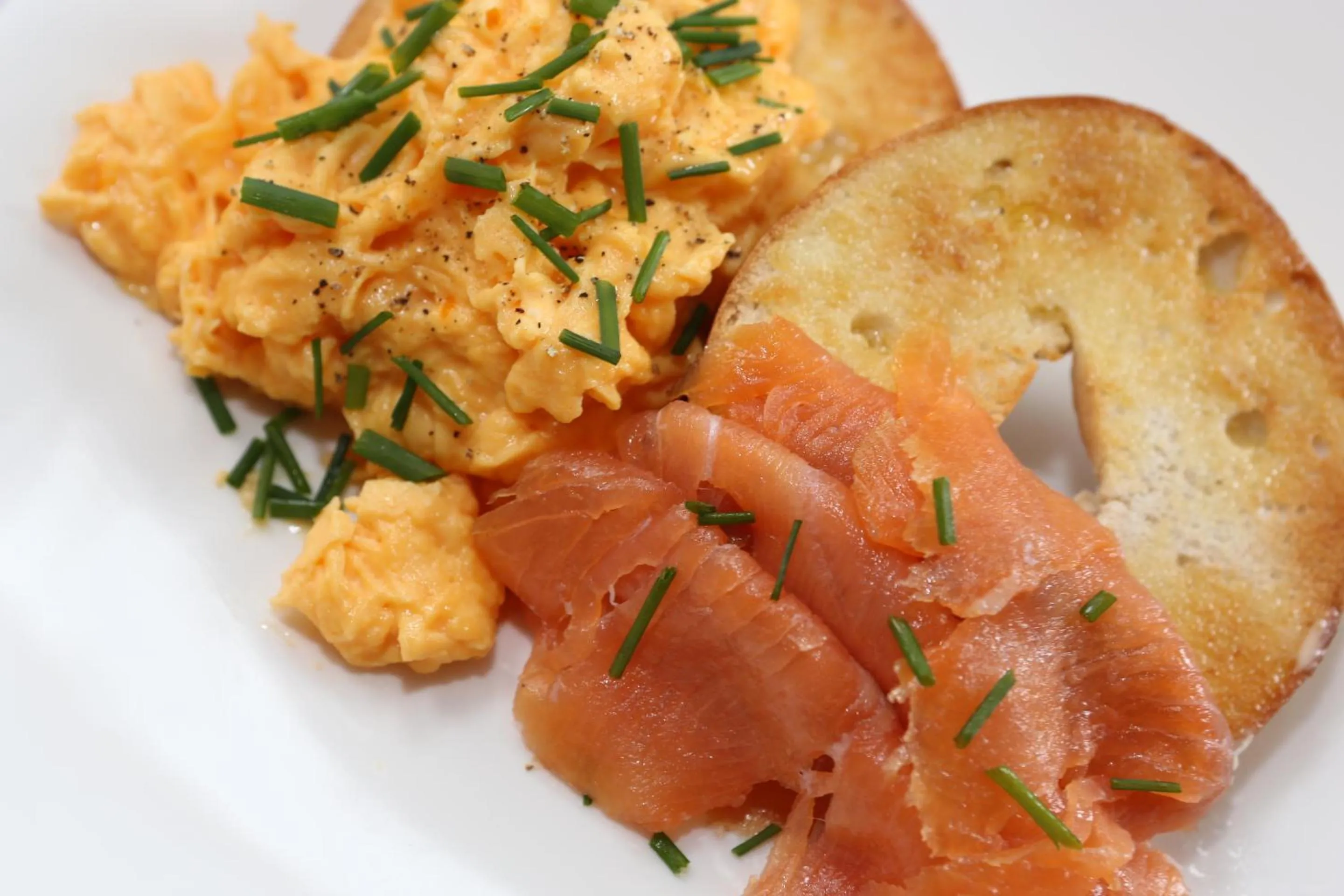 Breakfast in The Waves