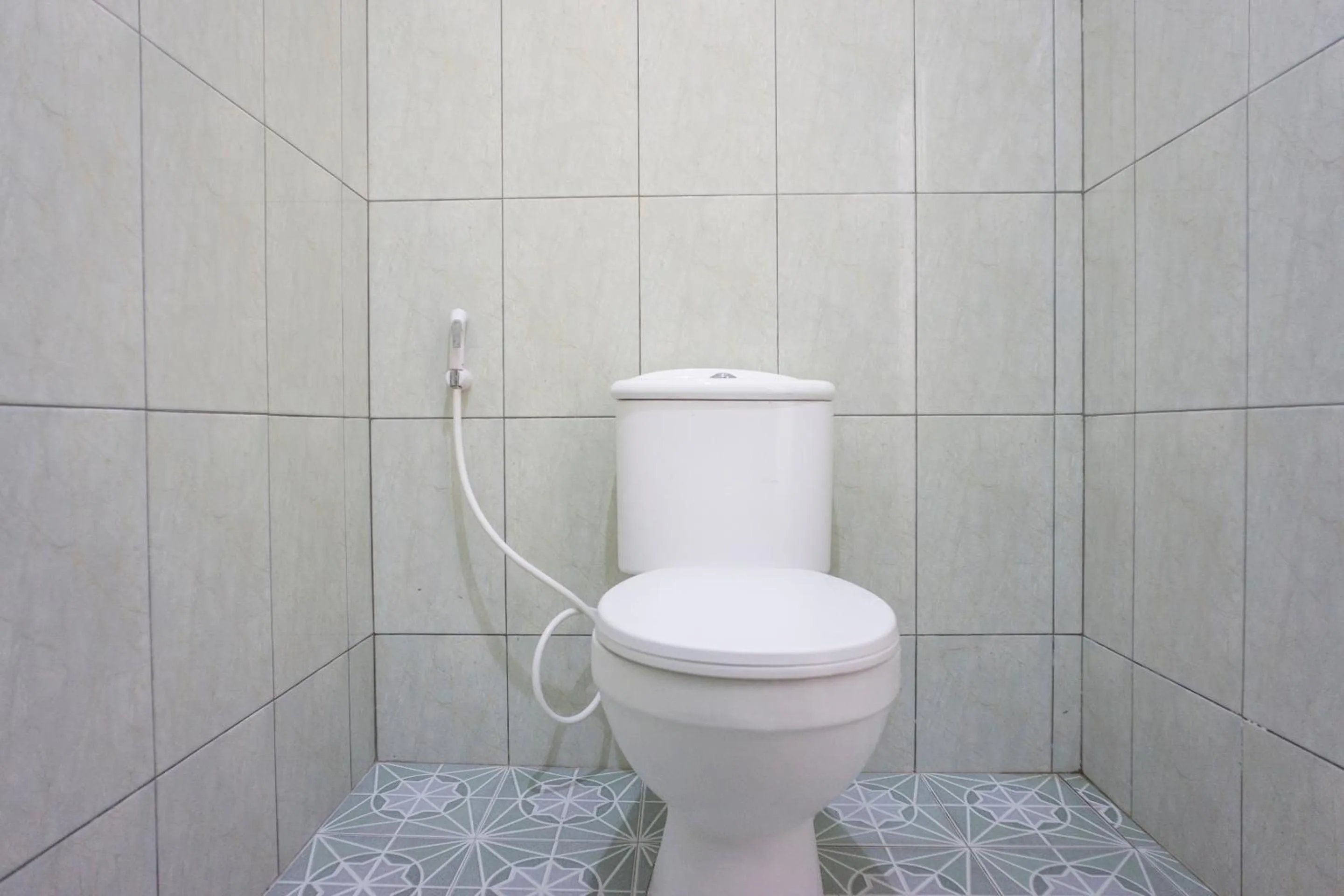 Bathroom in Super OYO 1696 Sapo Rumbia