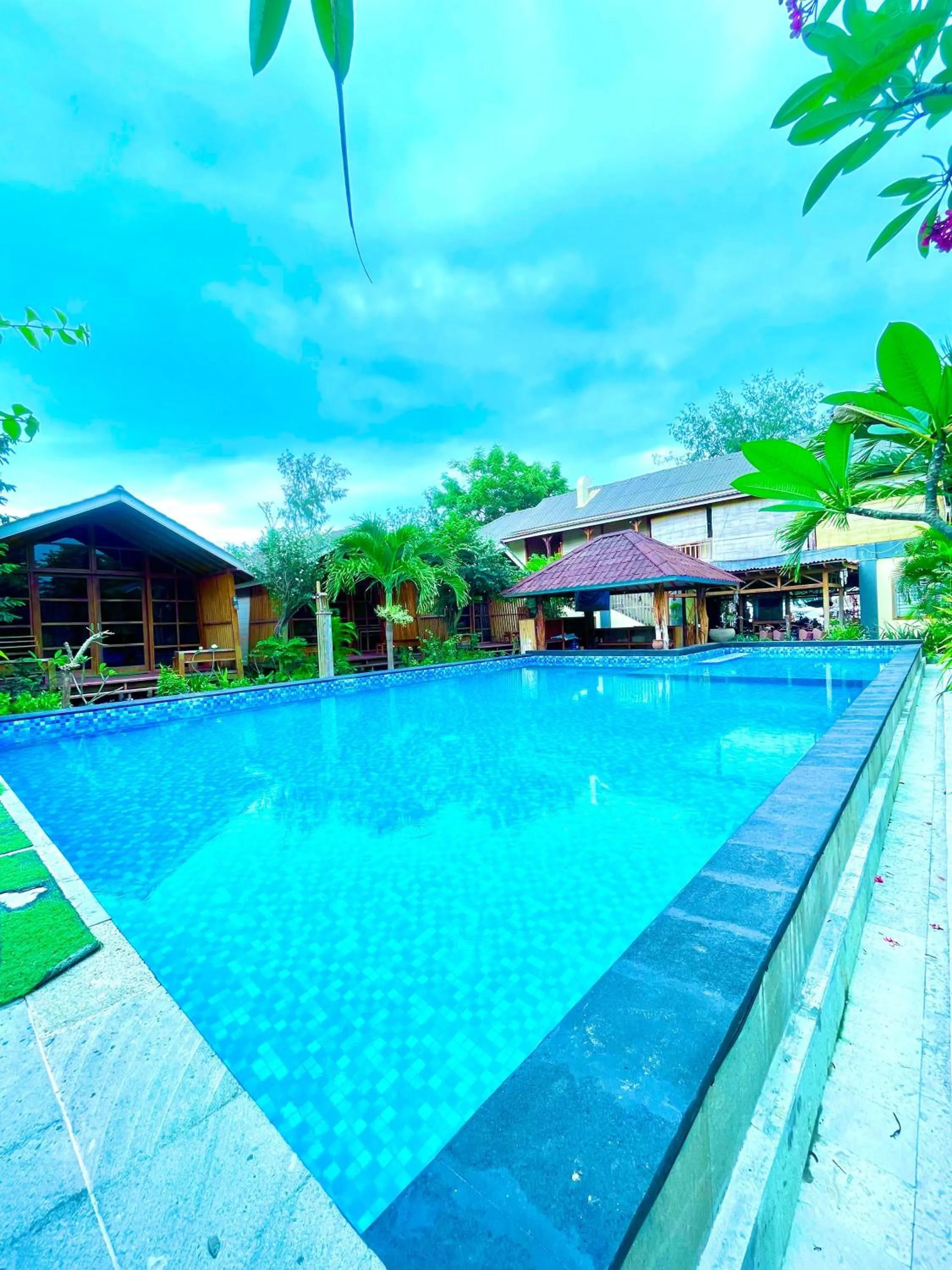 Pool view in Wah Resort Gili Trawangan