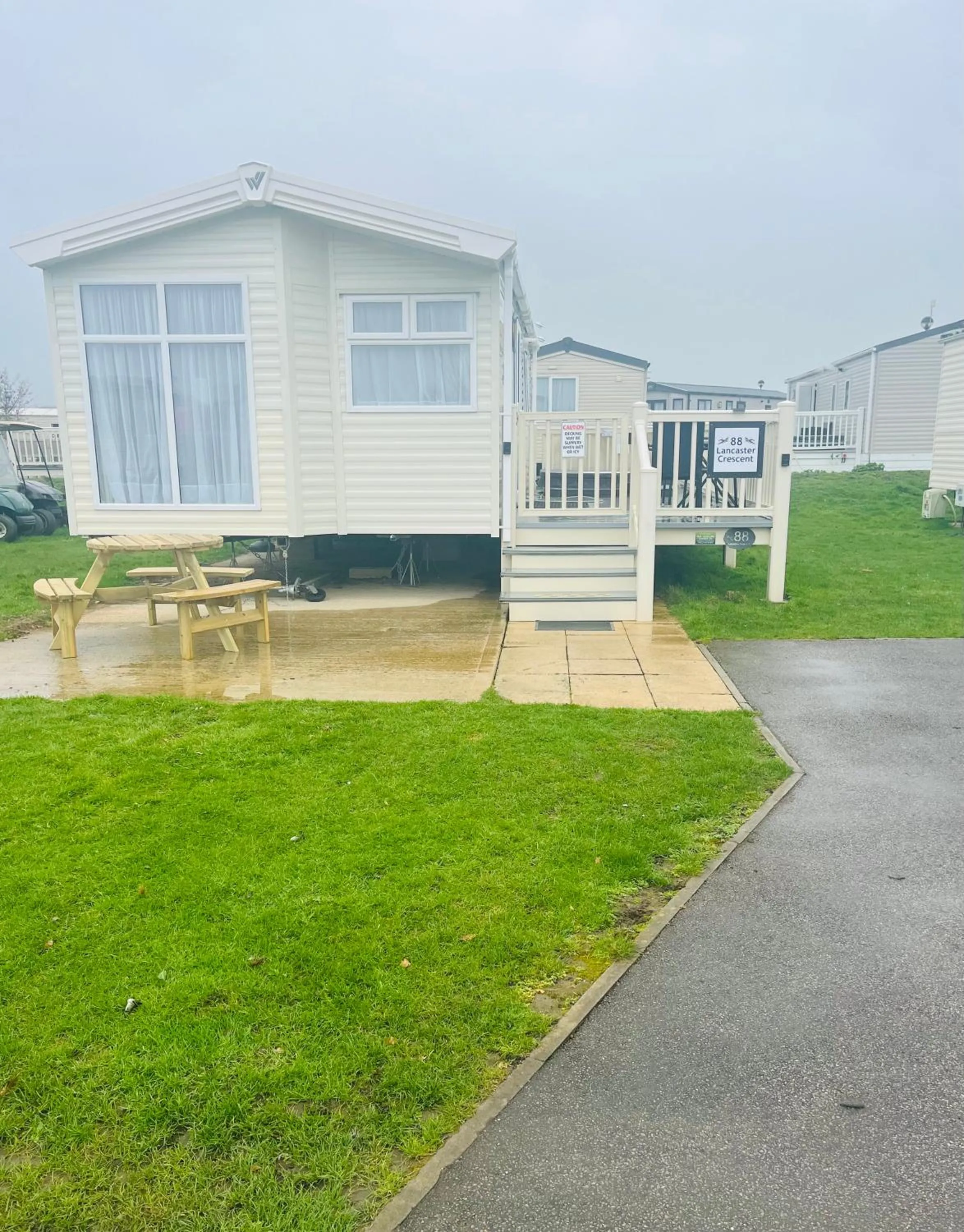 Calypso Hot Tub Breaks Tattershall Lakes Pet Friendly