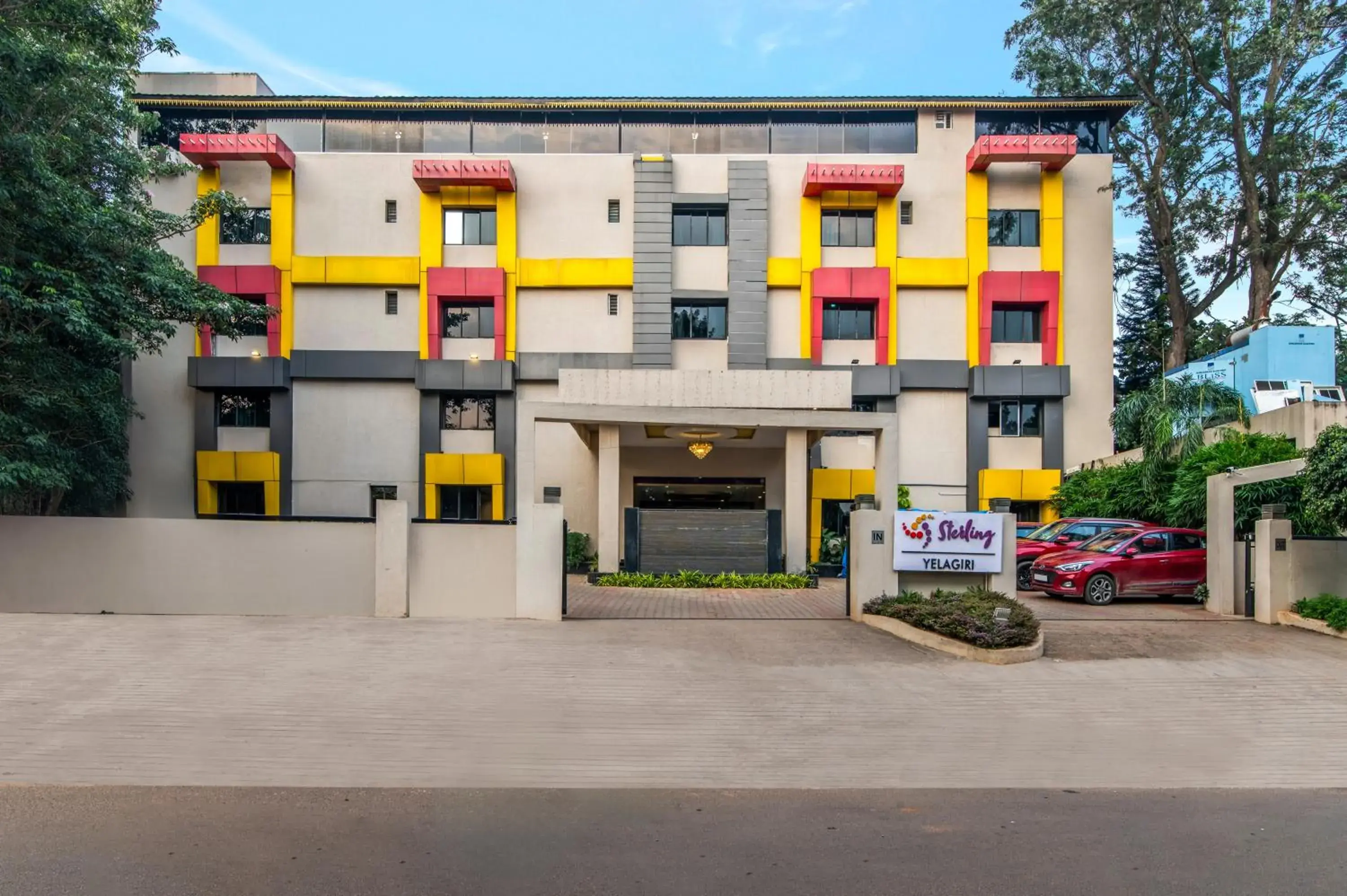Property building in Sterling Yelagiri Property building in Sterling Yelagiri
