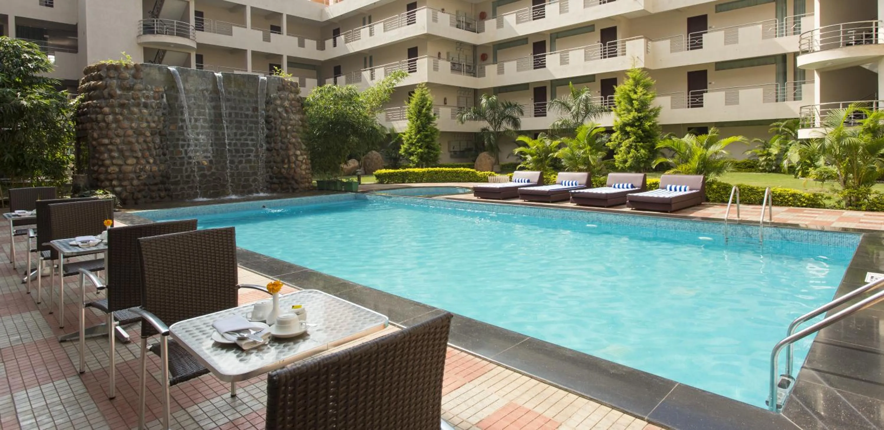 Swimming pool in Sterling Yelagiri