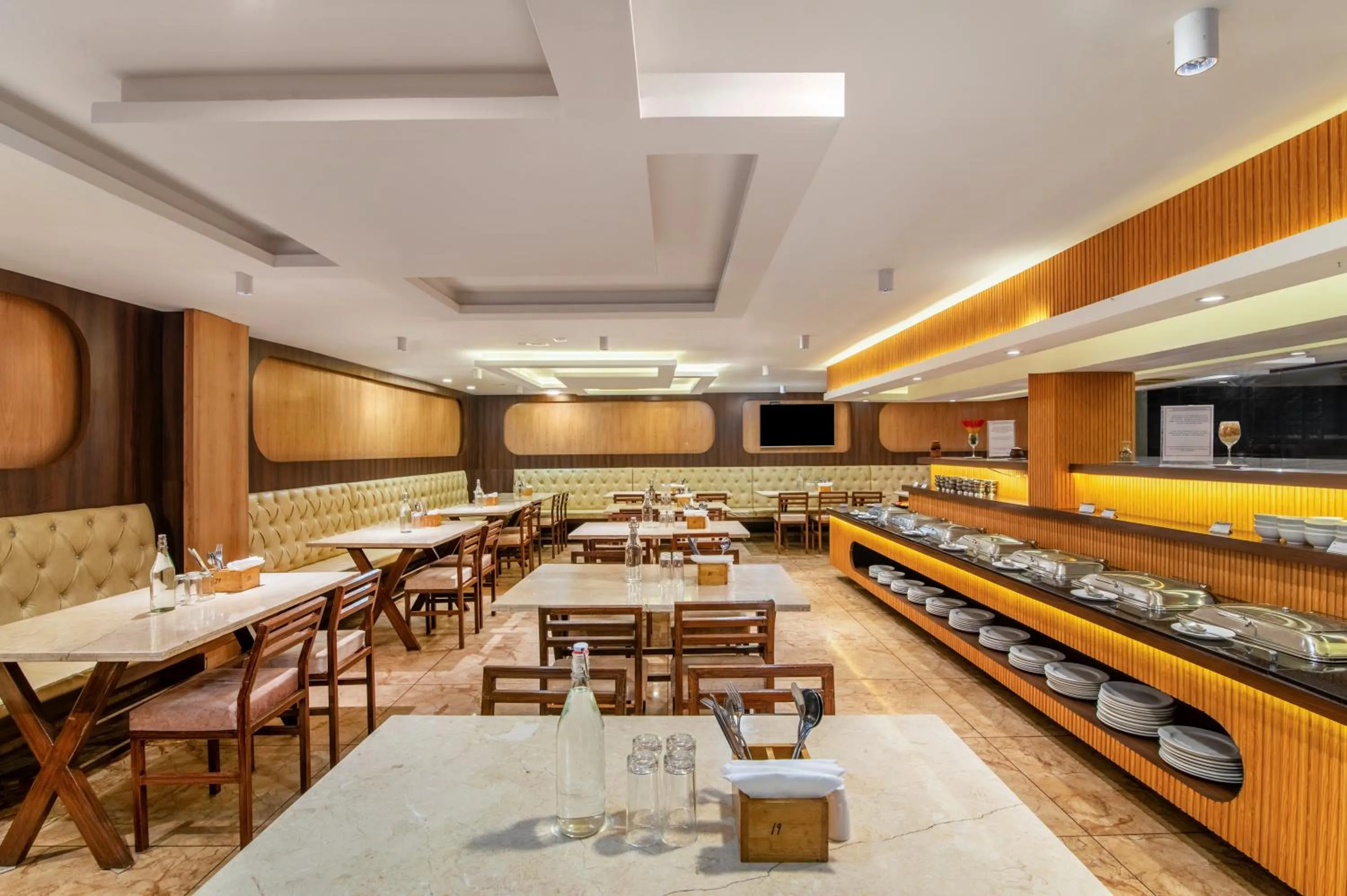 Restaurant/places to eat in Sterling Yelagiri