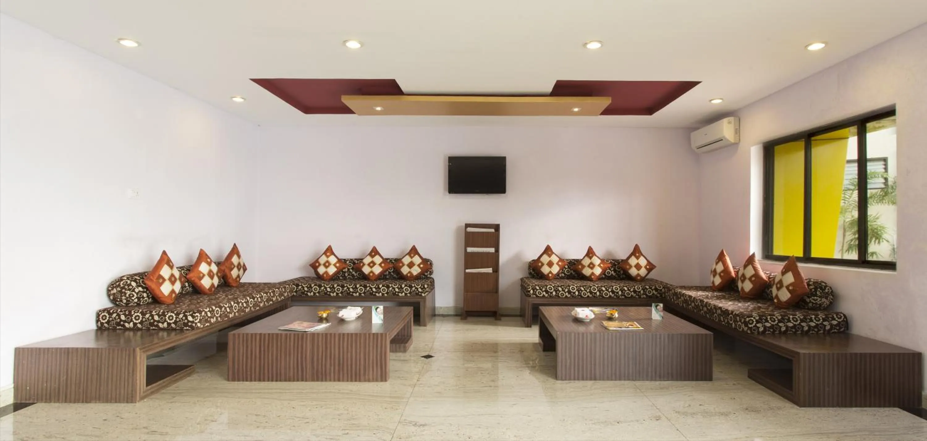 Lobby or reception in Sterling Yelagiri