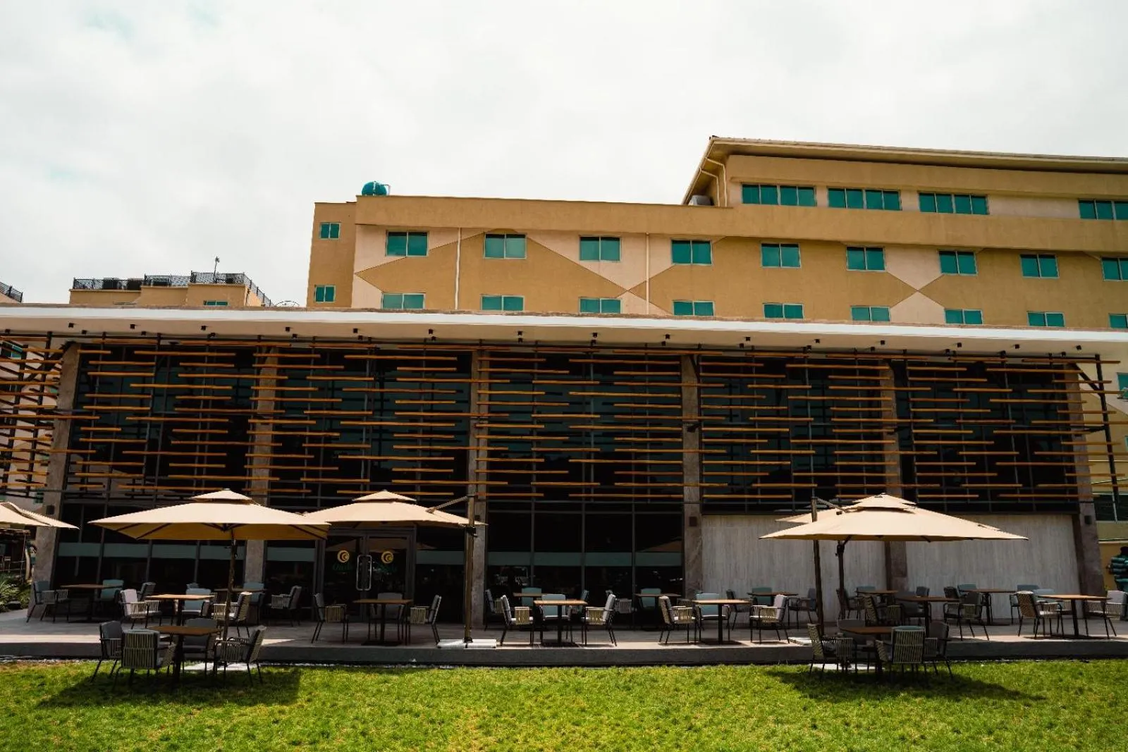 Alisa Hotel North Ridge