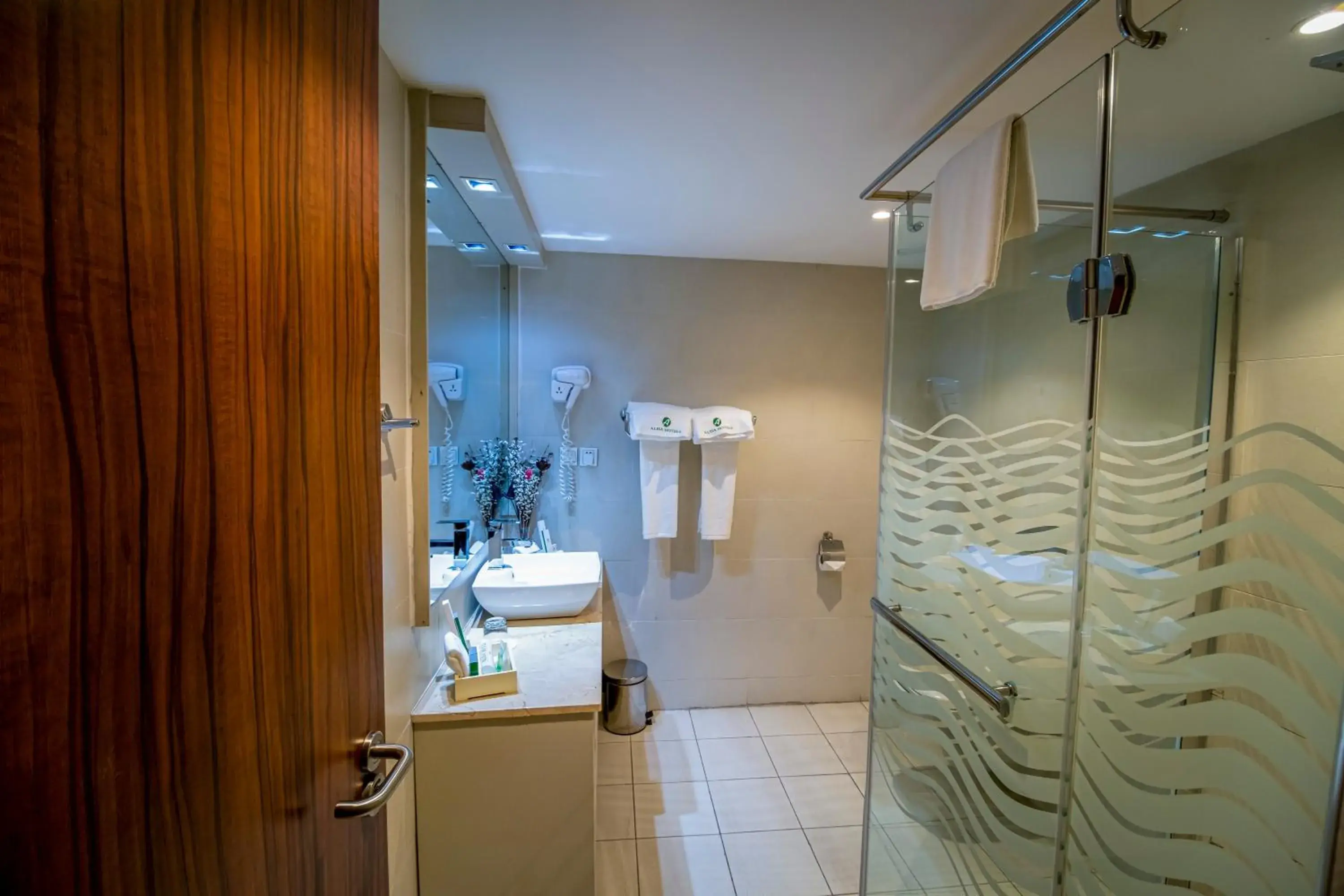 Bathroom in Alisa Hotel North Ridge Bathroom in Alisa Hotel North Ridge