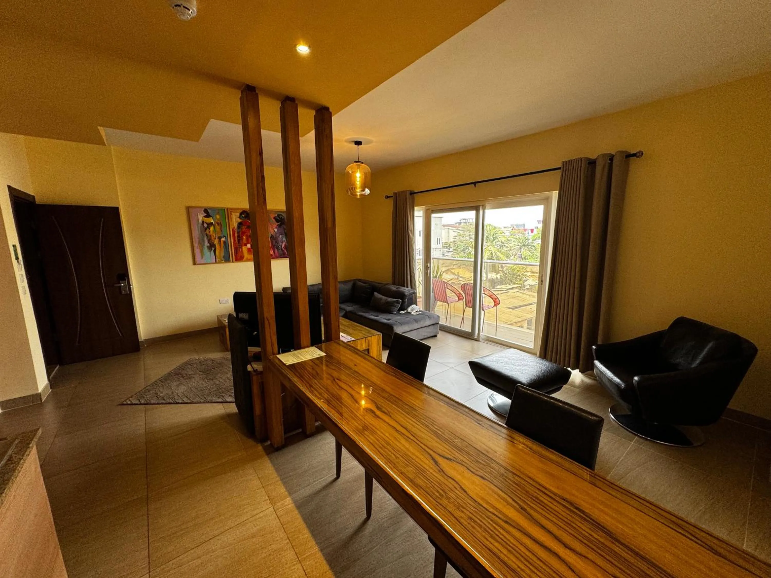 Roots Hotel Apartment