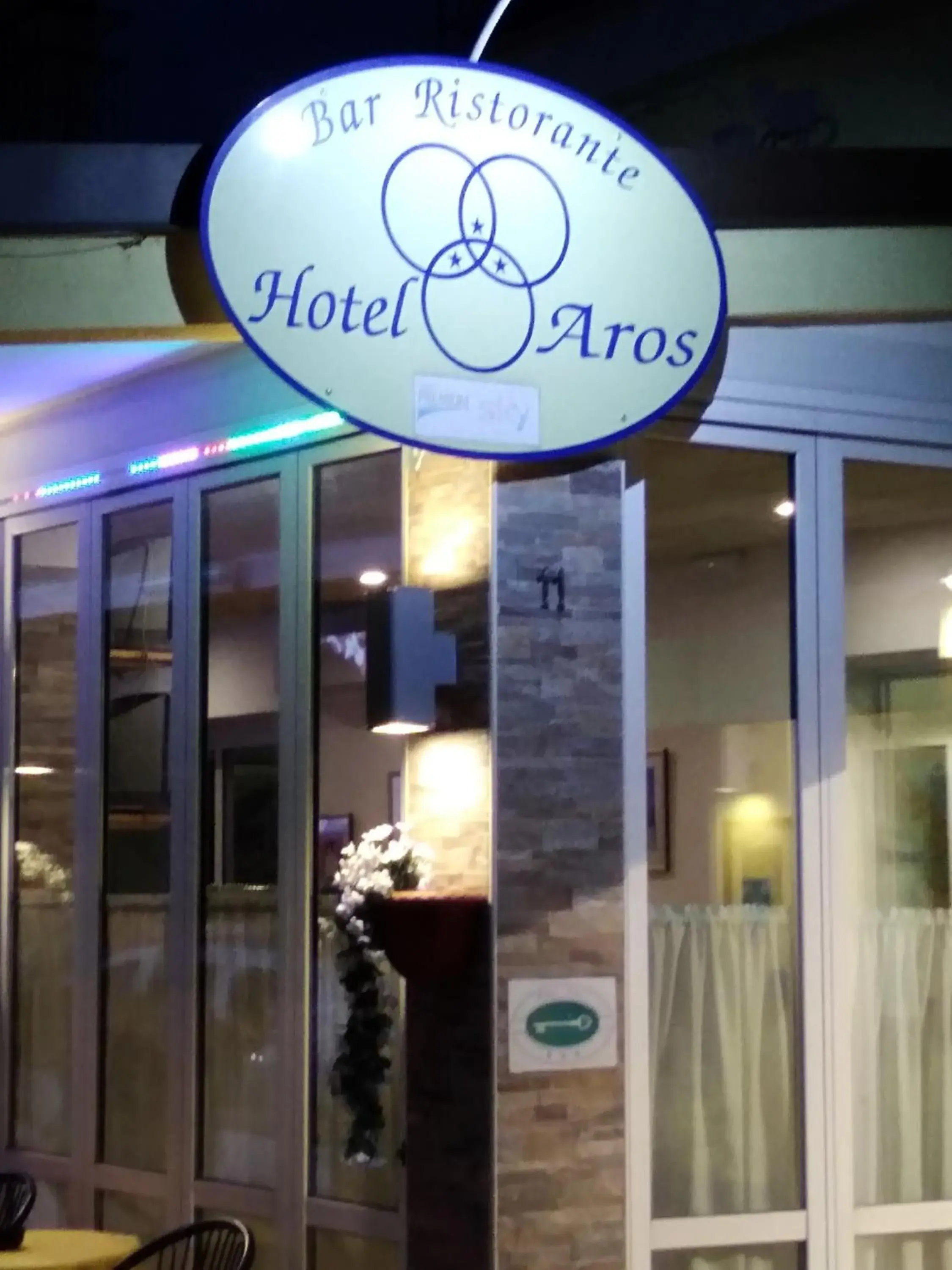 Facade/entrance in Hotel Aros