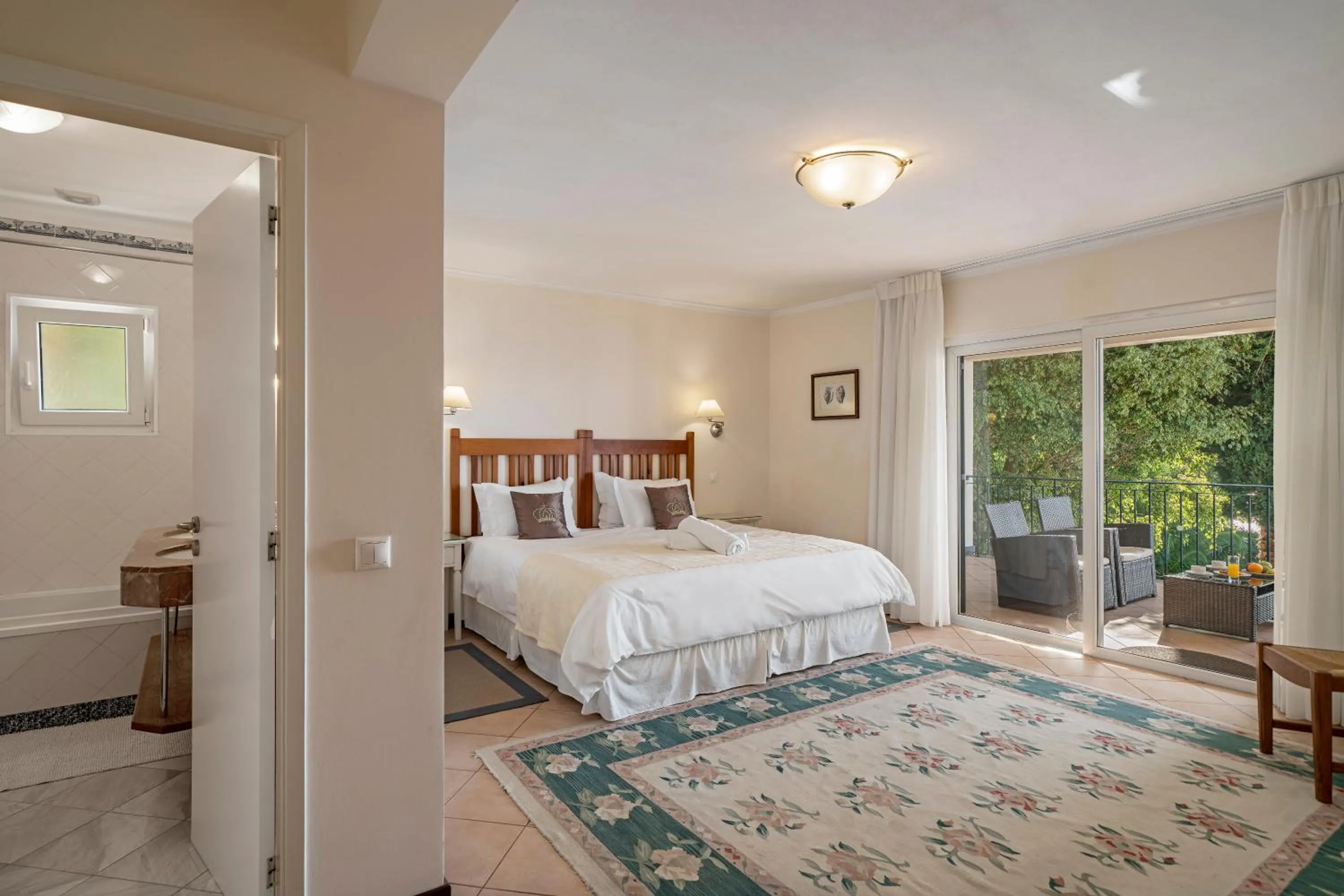 Bed in Villa Albatroz