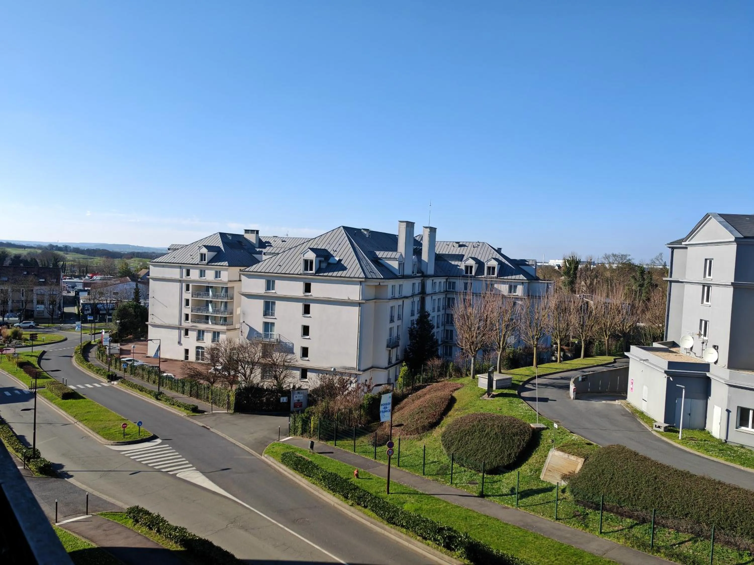 Bird's eye view in Premiere Classe Roissy Aéroport Charles De Gaulle