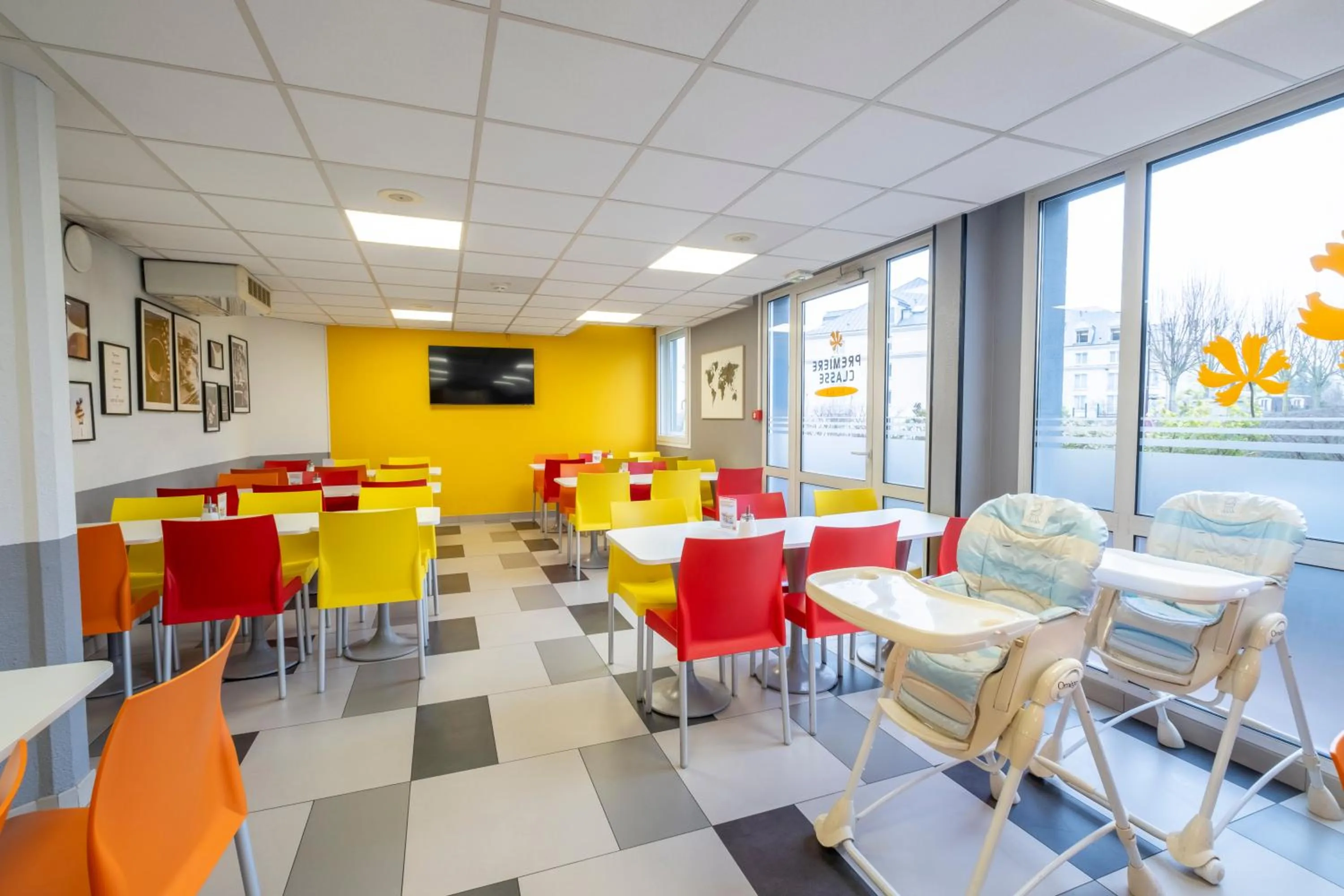 Breakfast in Premiere Classe Roissy Aéroport Charles De Gaulle