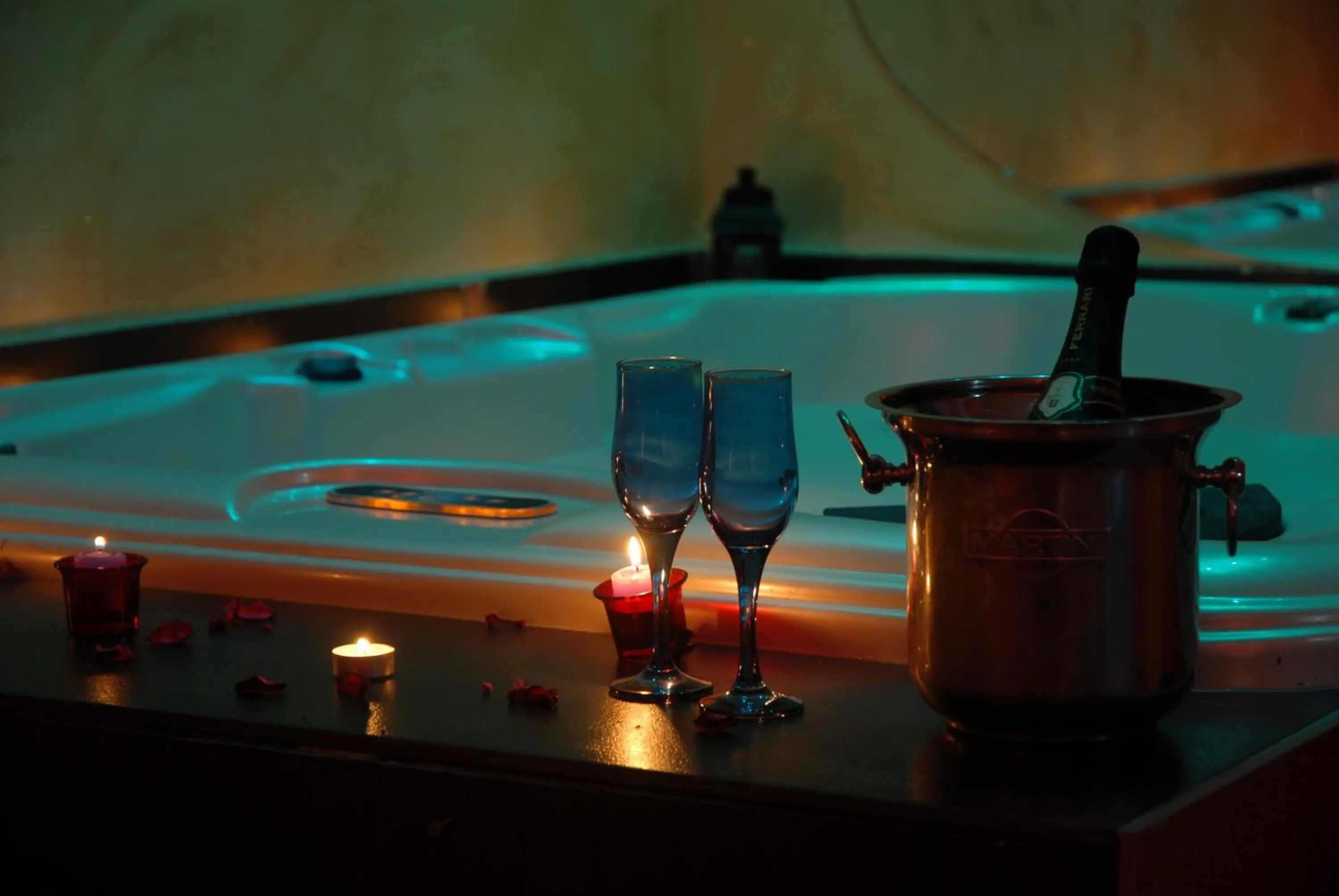 Hot Tub in Bellevue del Golfo Hotel & Spa