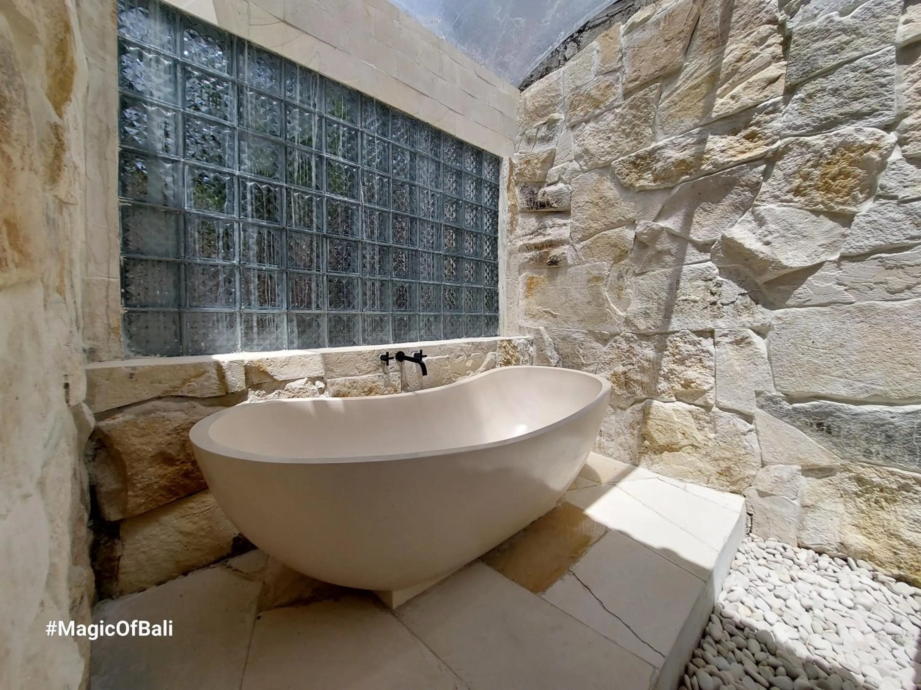 Bathroom in The Ocean Luxury Villas