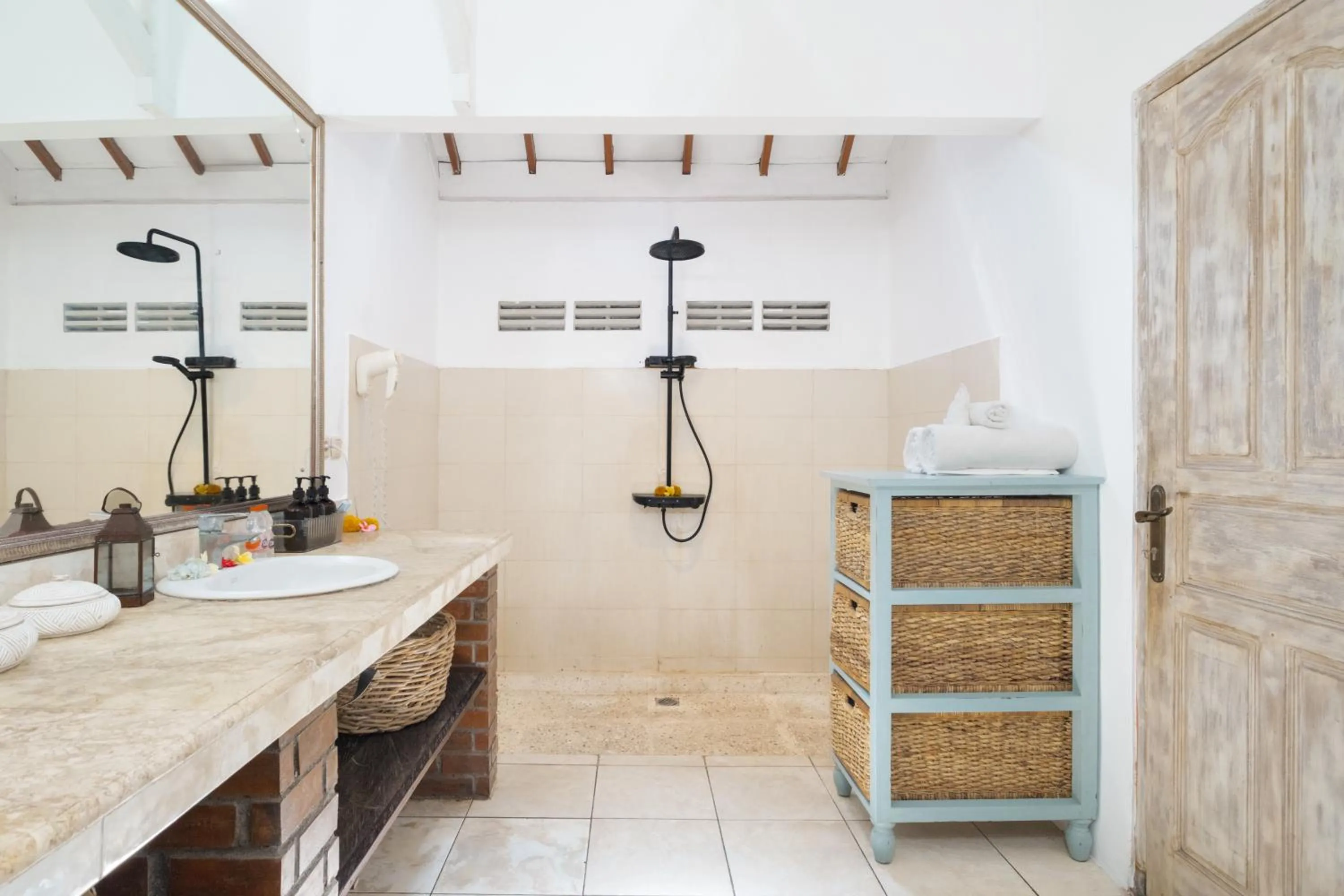 Bathroom in The Ocean Luxury Villas
