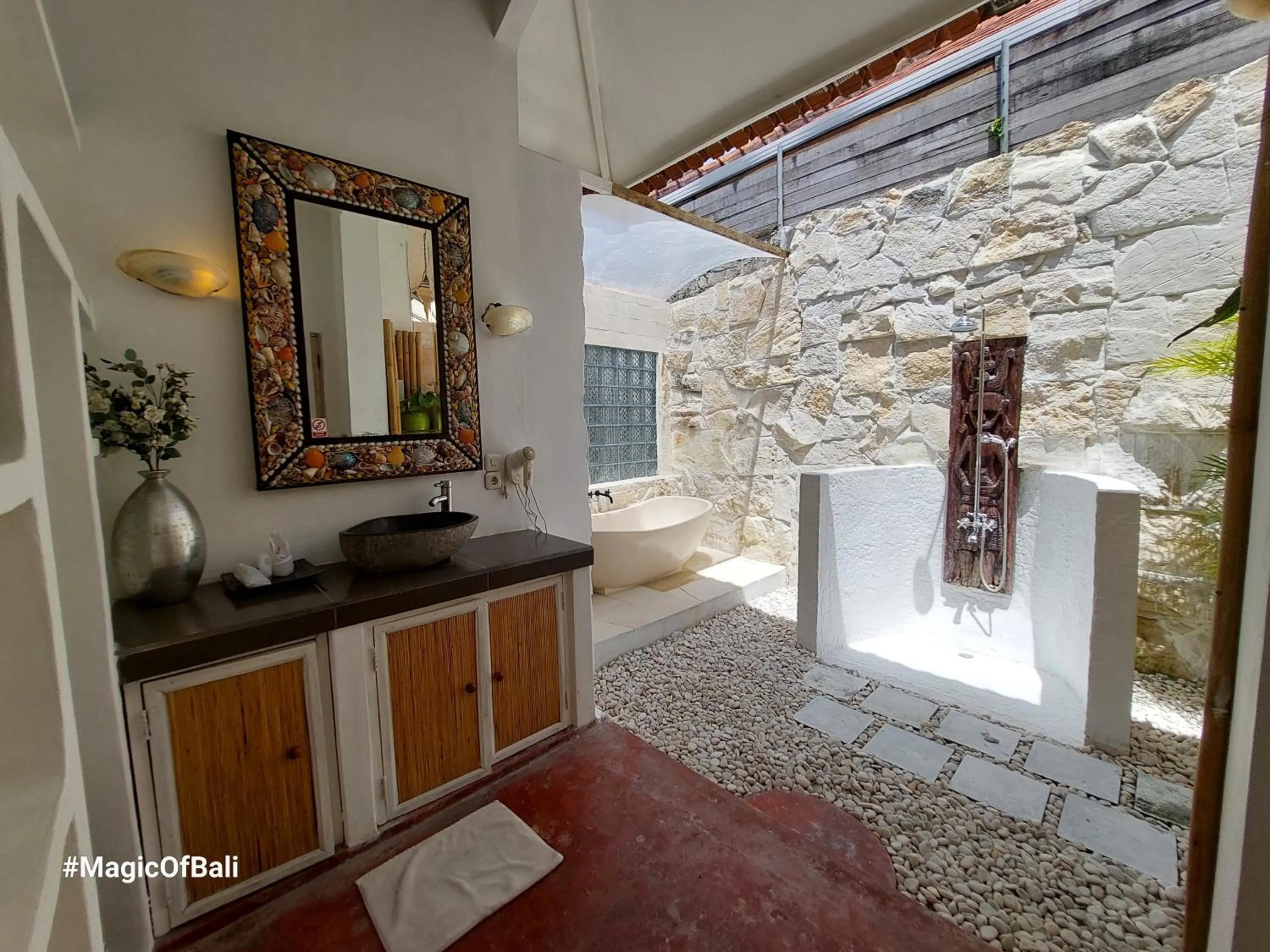 Bathroom in The Ocean Luxury Villas