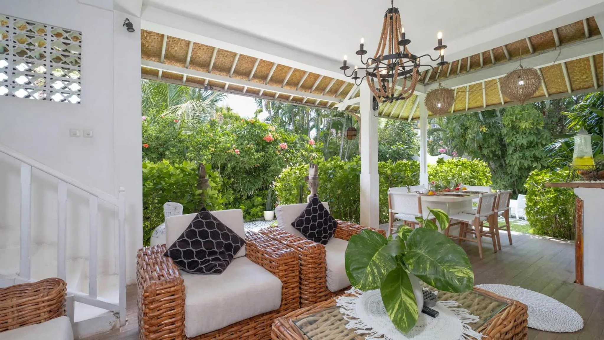 Living room in The Ocean Luxury Villas