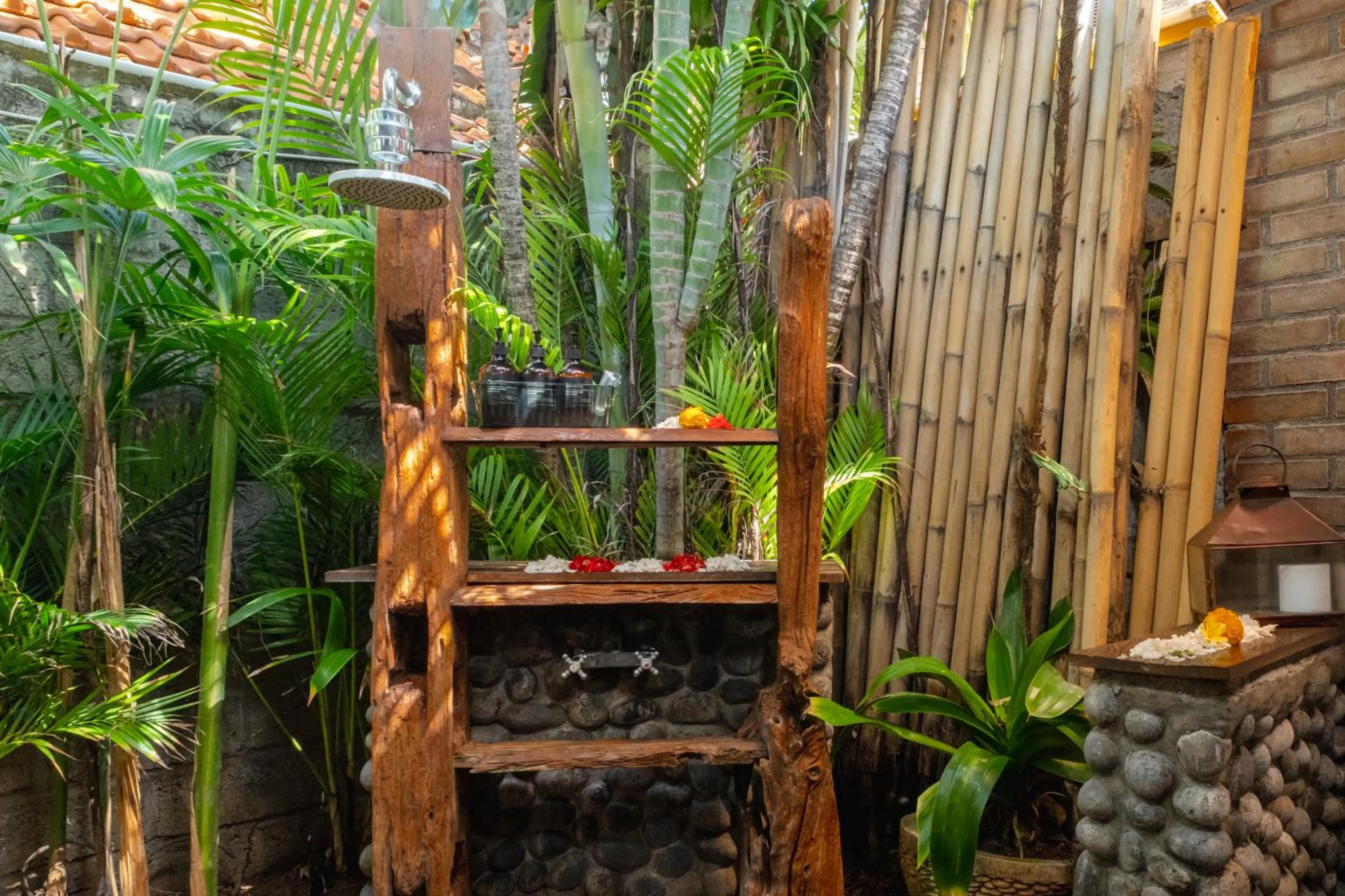 Garden in The Ocean Luxury Villas