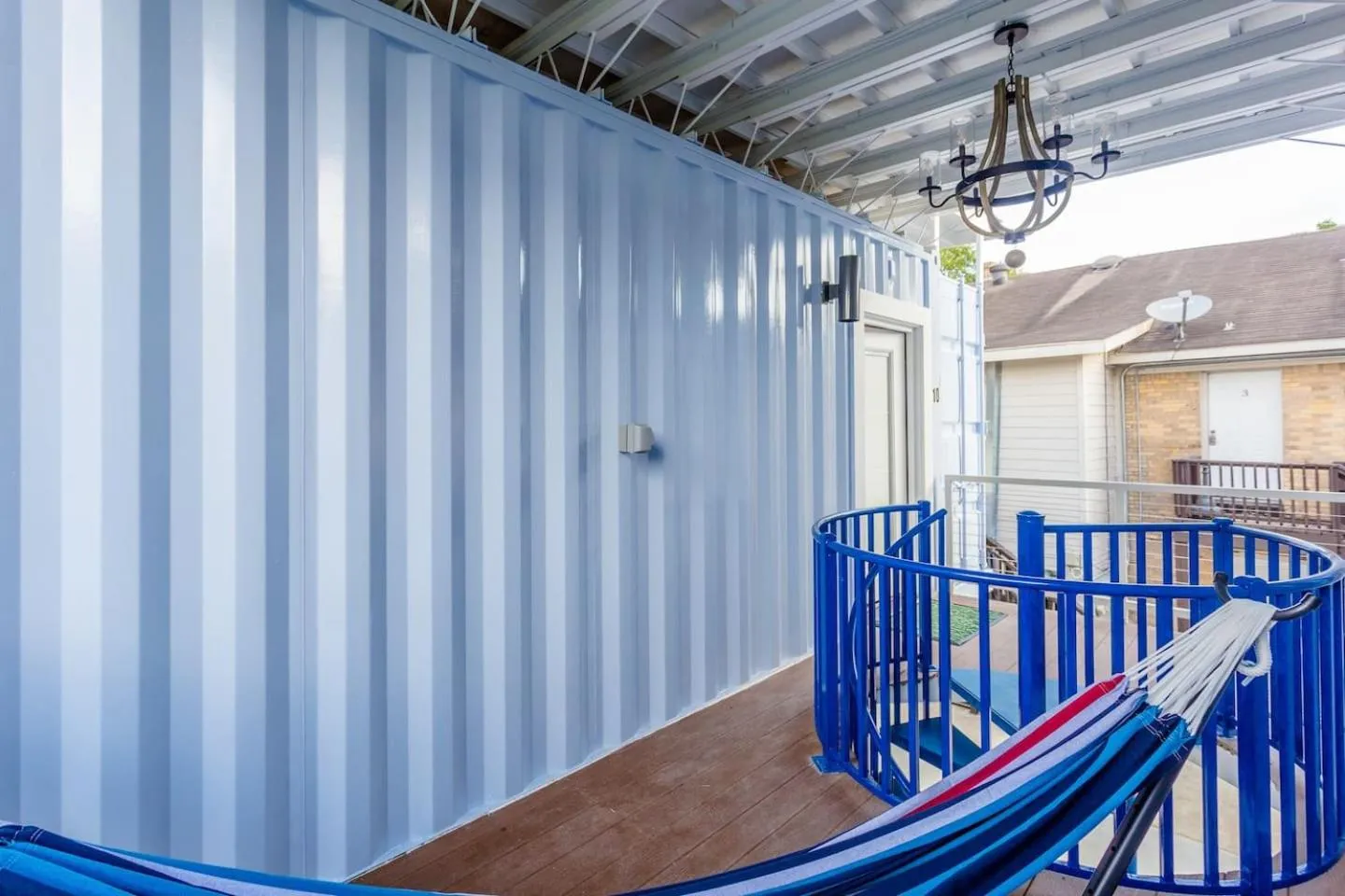 East Downtown Mico-luxe Container living pod #8