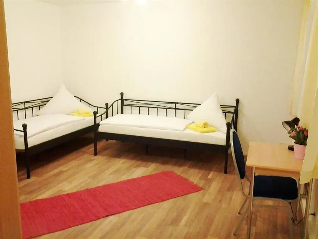 Bedroom, Bed in Maffei Apartments