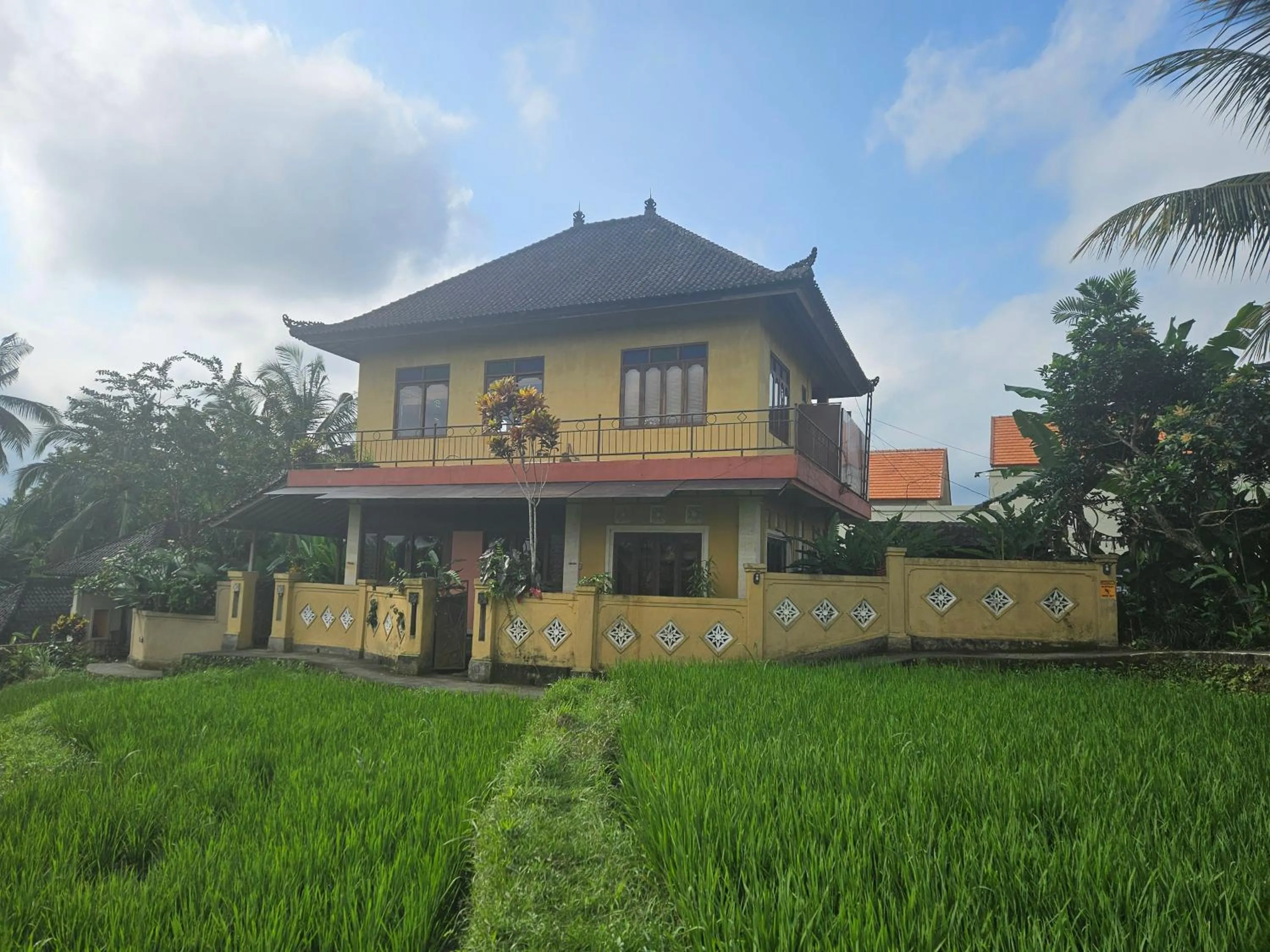 Apartment - Ground Floor in Dukuh Village Villas & Art