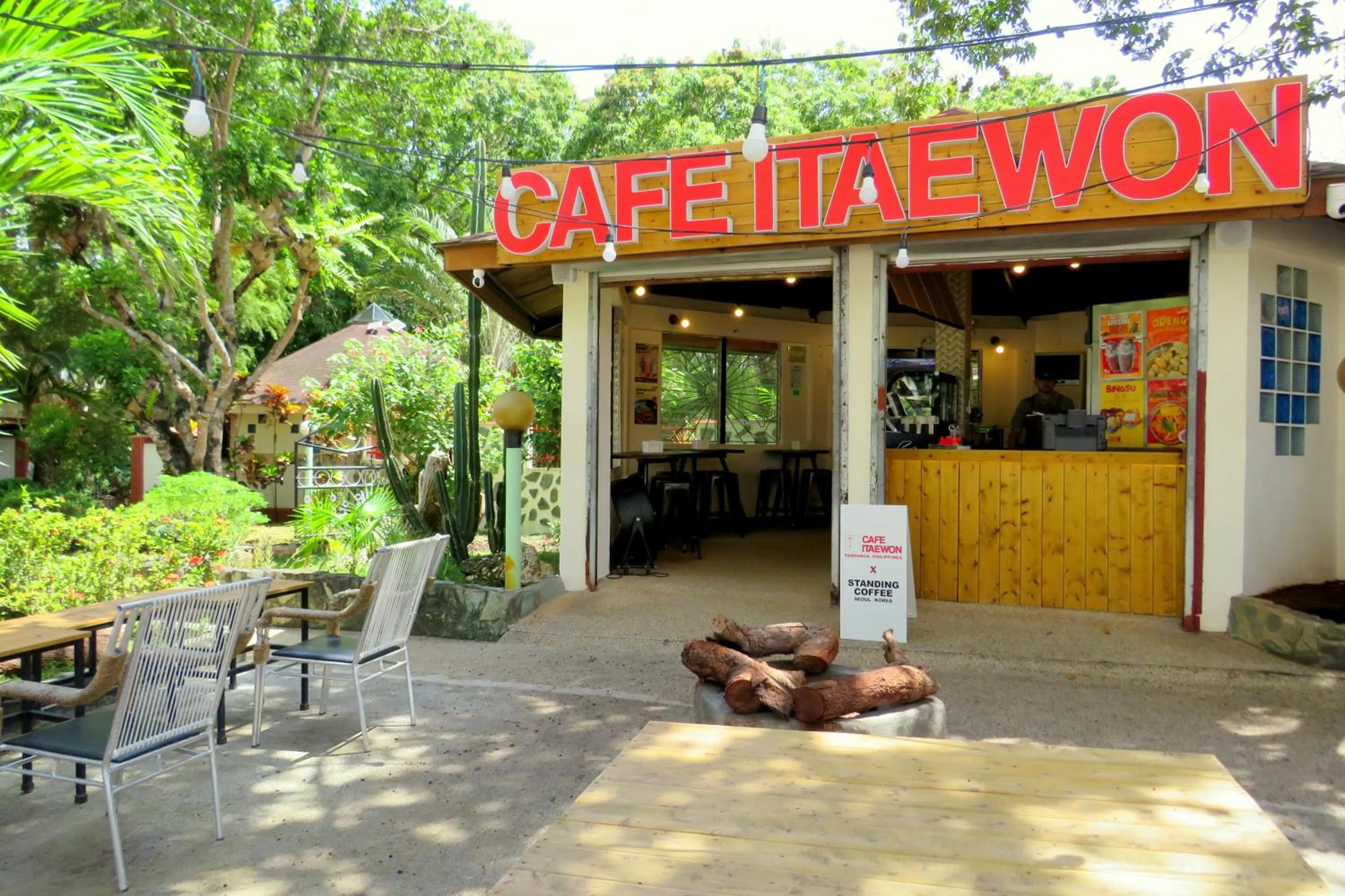 Street view in ALONALAND RESORT