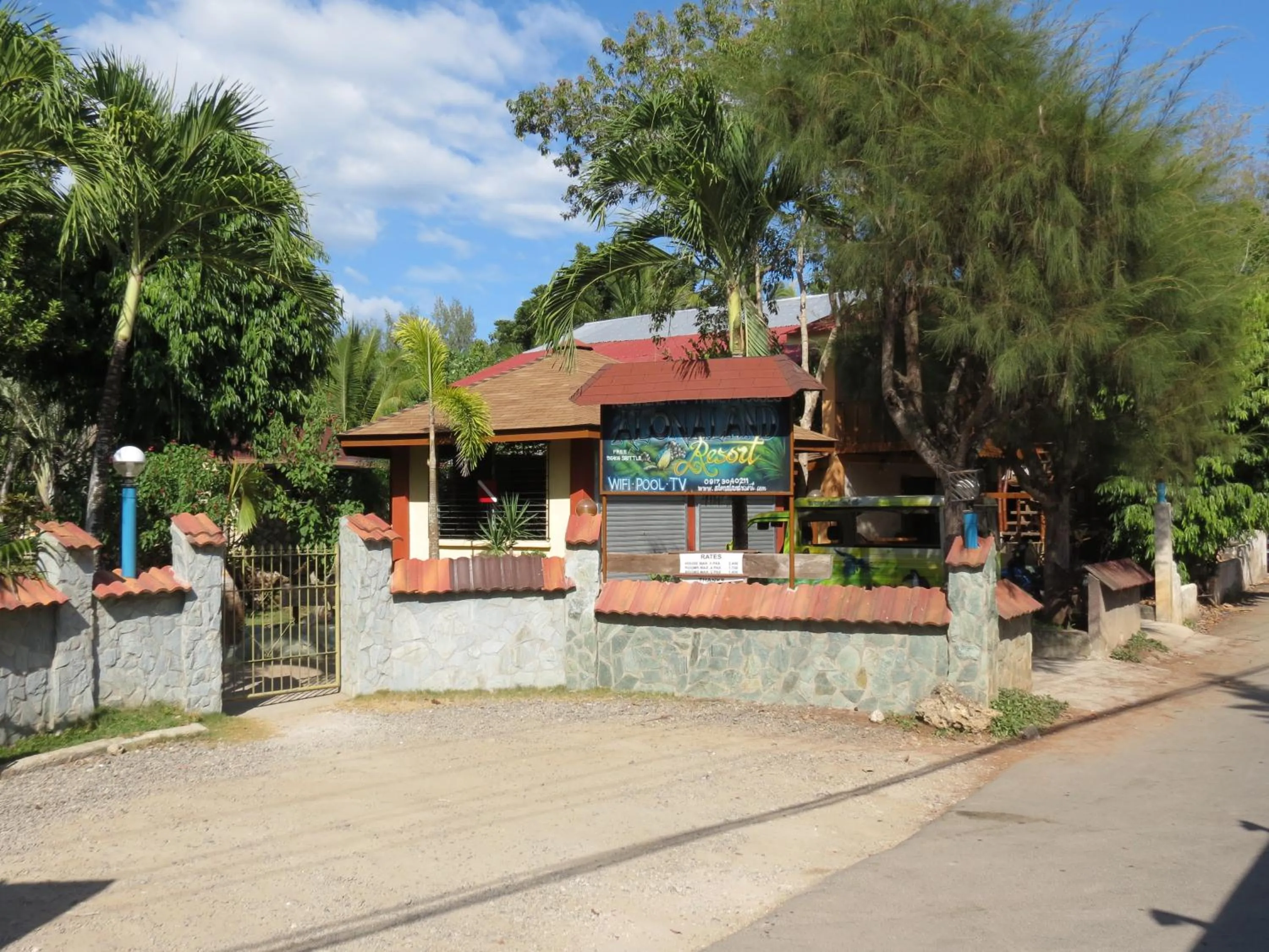 Property building in ALONALAND RESORT