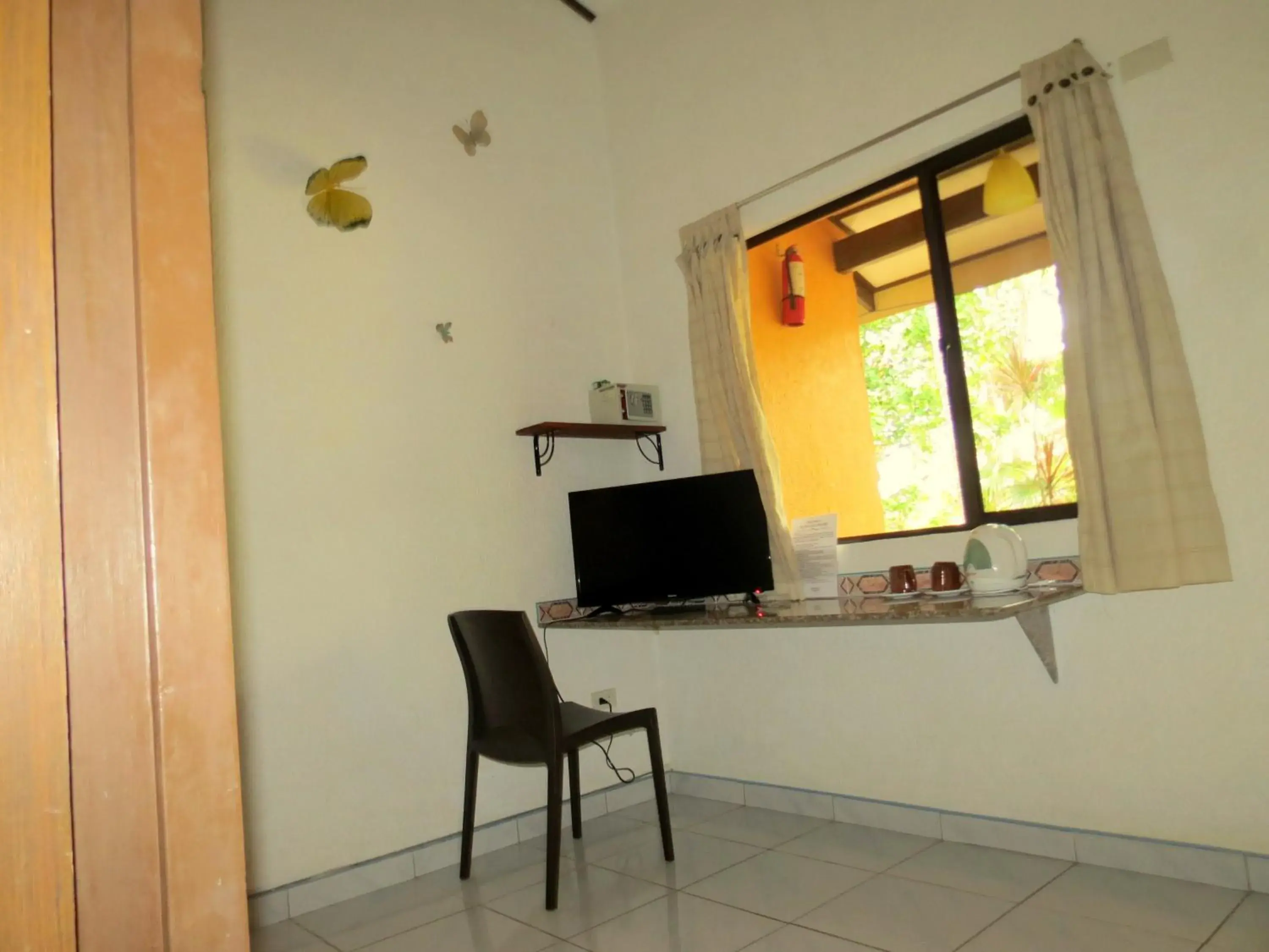Budget Double Room in ALONALAND RESORT Budget Double Room in ALONALAND RESORT