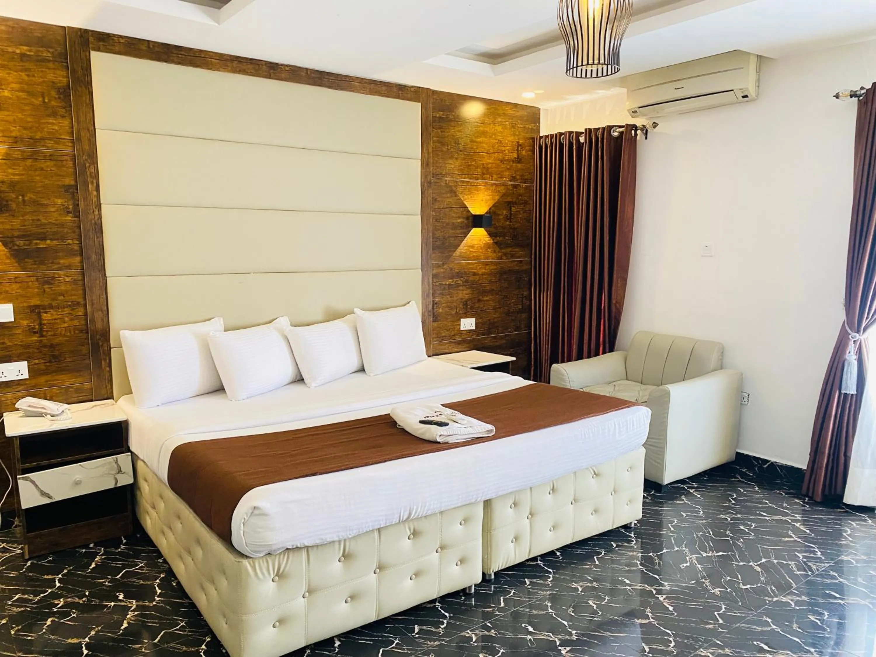 Bed in Presken Hotel Oniru, Victoria Island