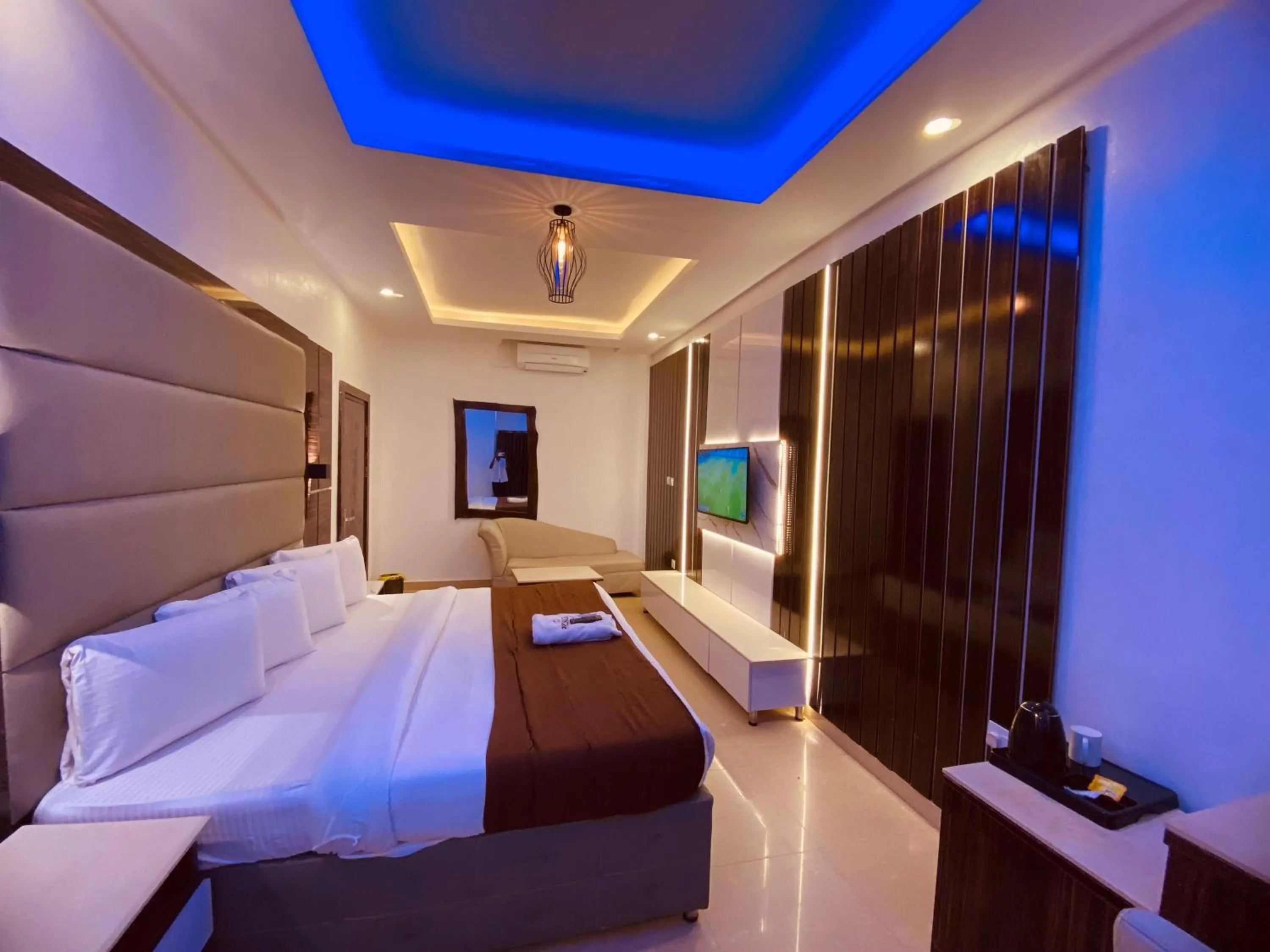 Bed in Presken Hotel Oniru, Victoria Island