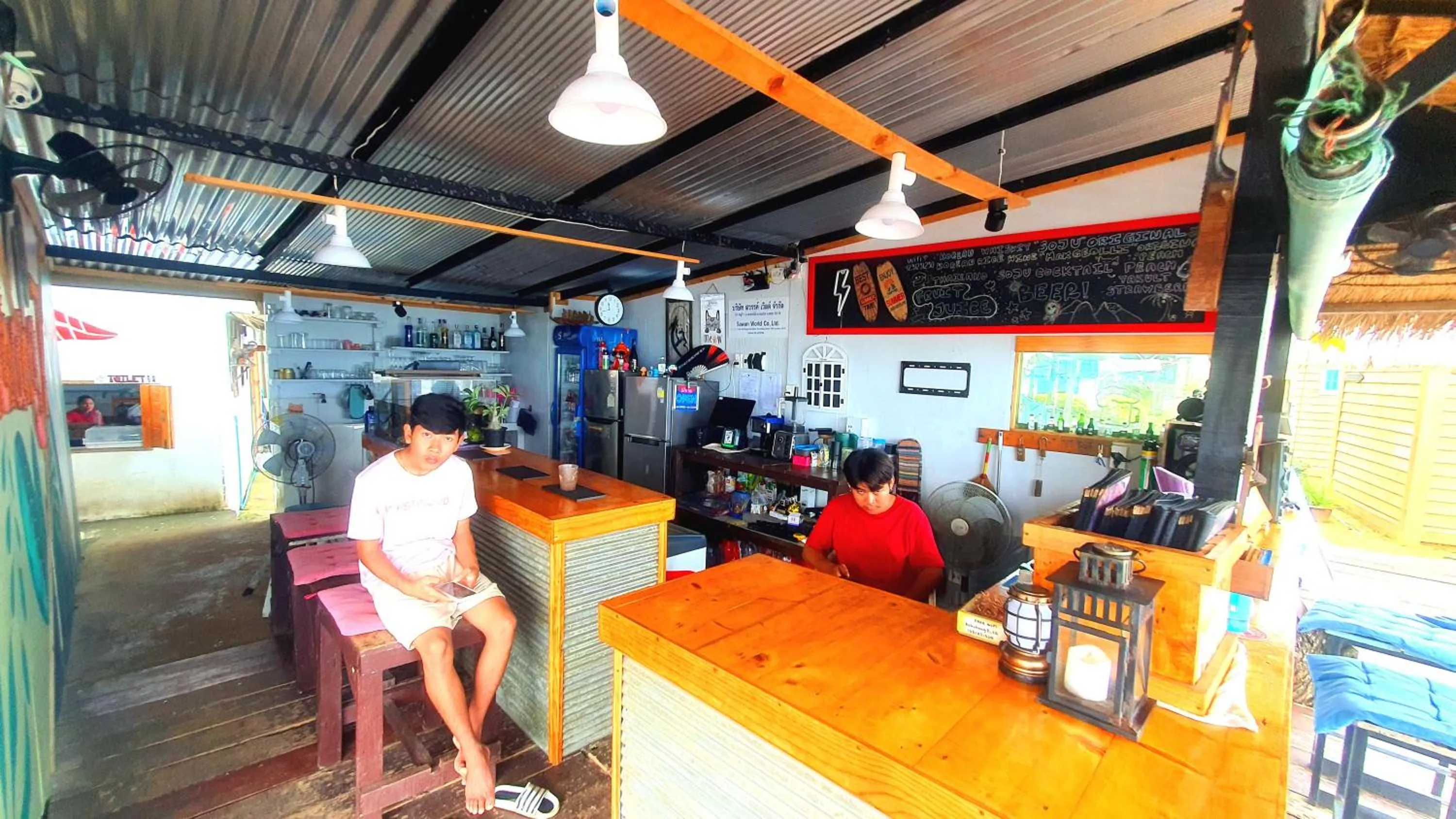 Restaurant/places to eat in Kohchang 7 seaview bungalow