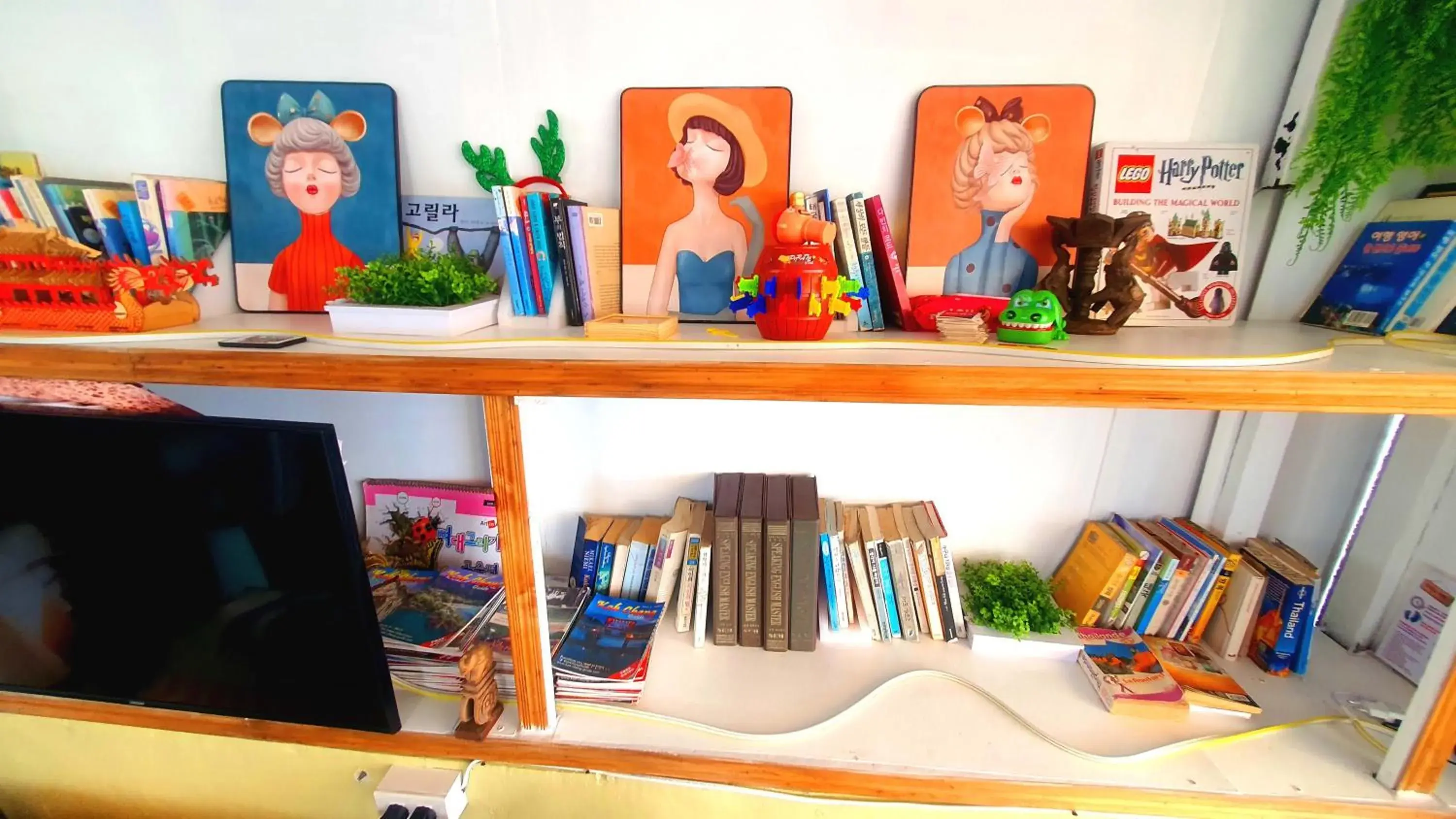 Restaurant/places to eat in Kohchang 7 seaview bungalow Restaurant/places to eat in Kohchang 7 seaview bungalow