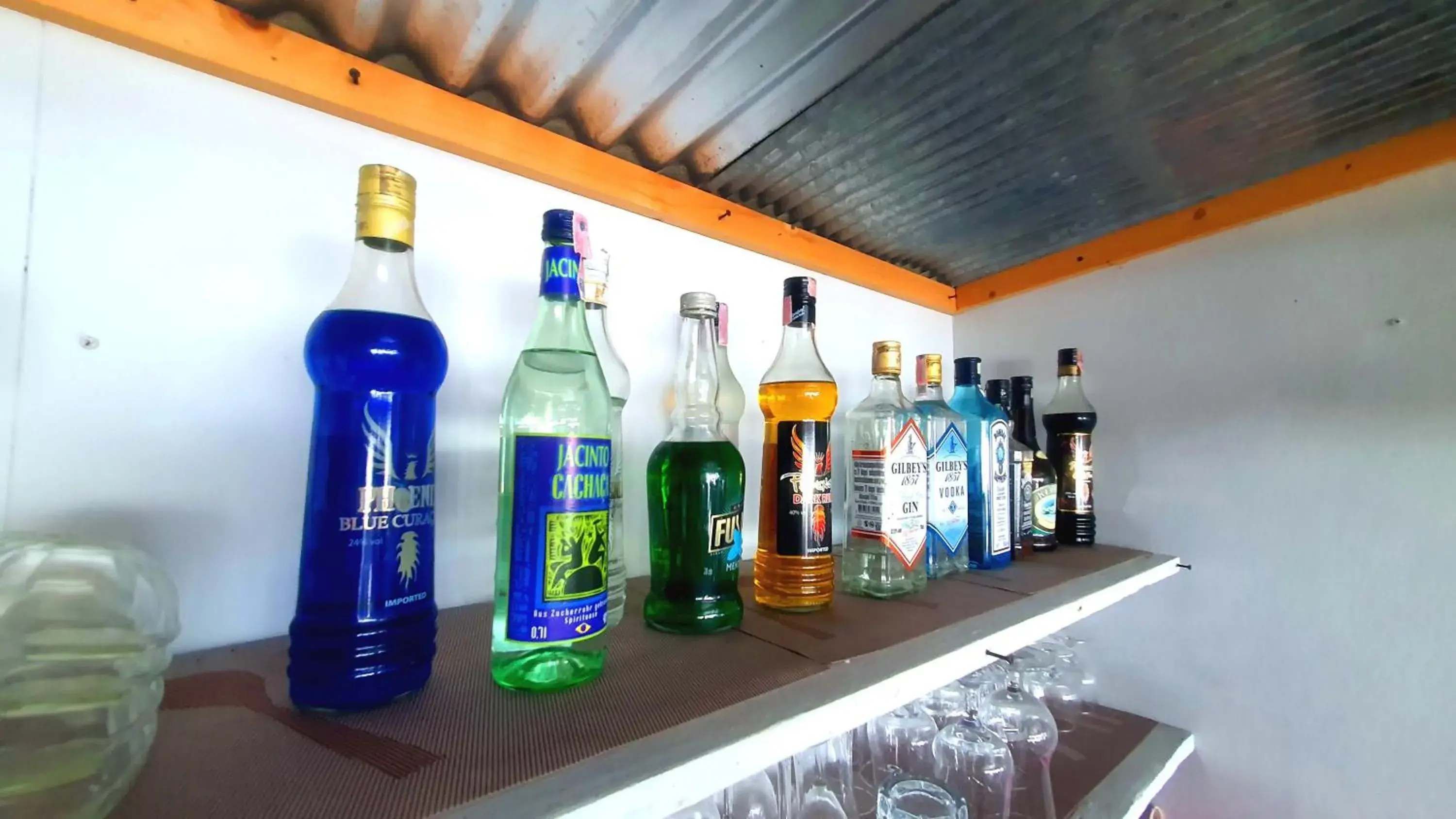 Restaurant/places to eat in Kohchang 7 seaview bungalow Restaurant/places to eat in Kohchang 7 seaview bungalow