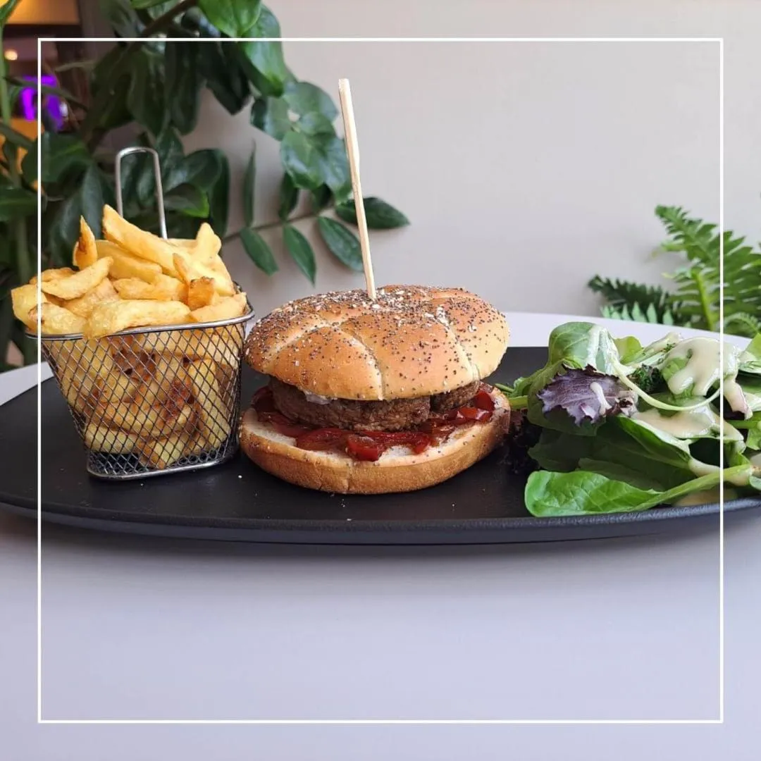 Food and drinks in Le Regina Hôtel restaurant