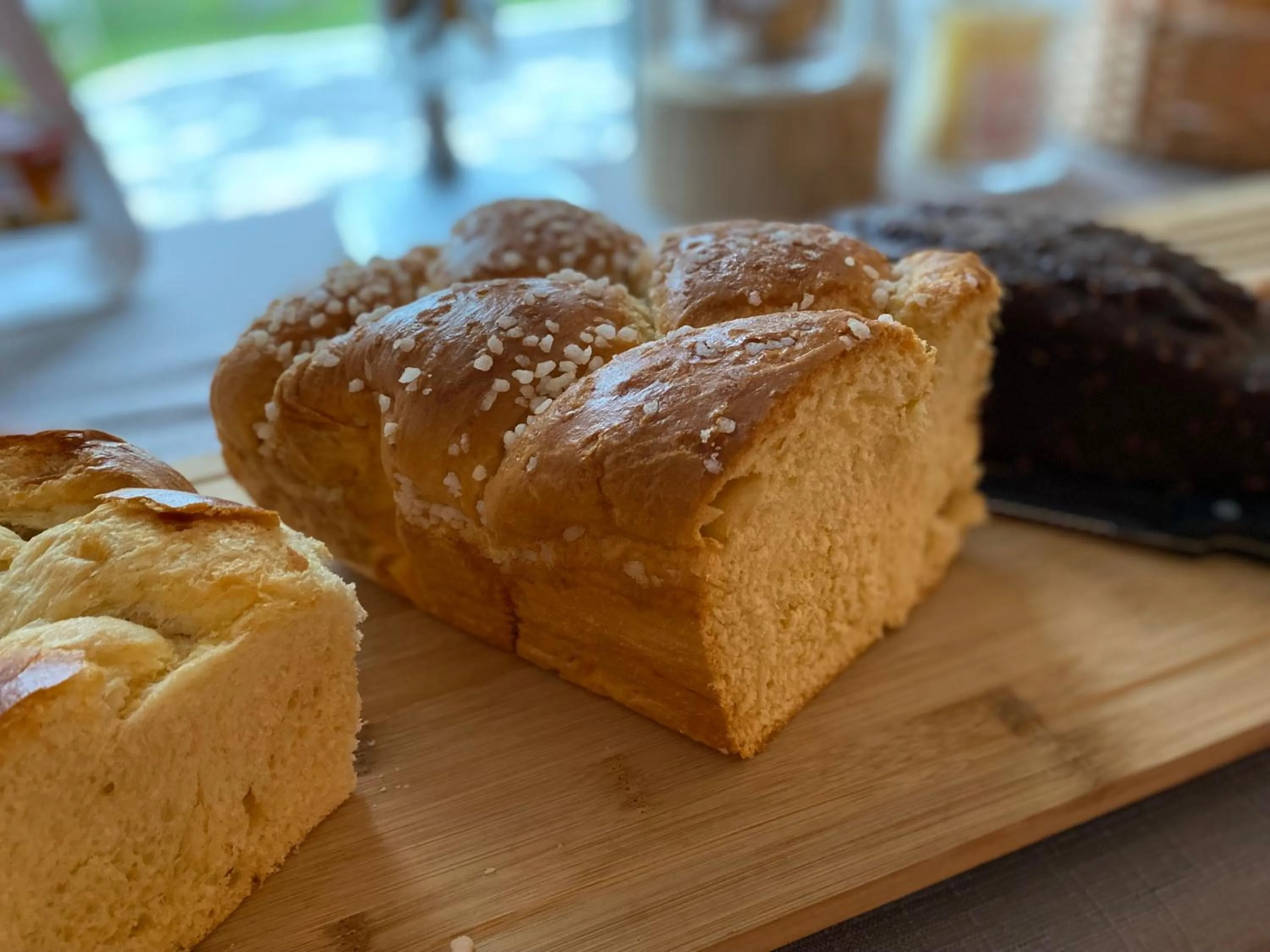 Breakfast in Le Regina Hôtel restaurant