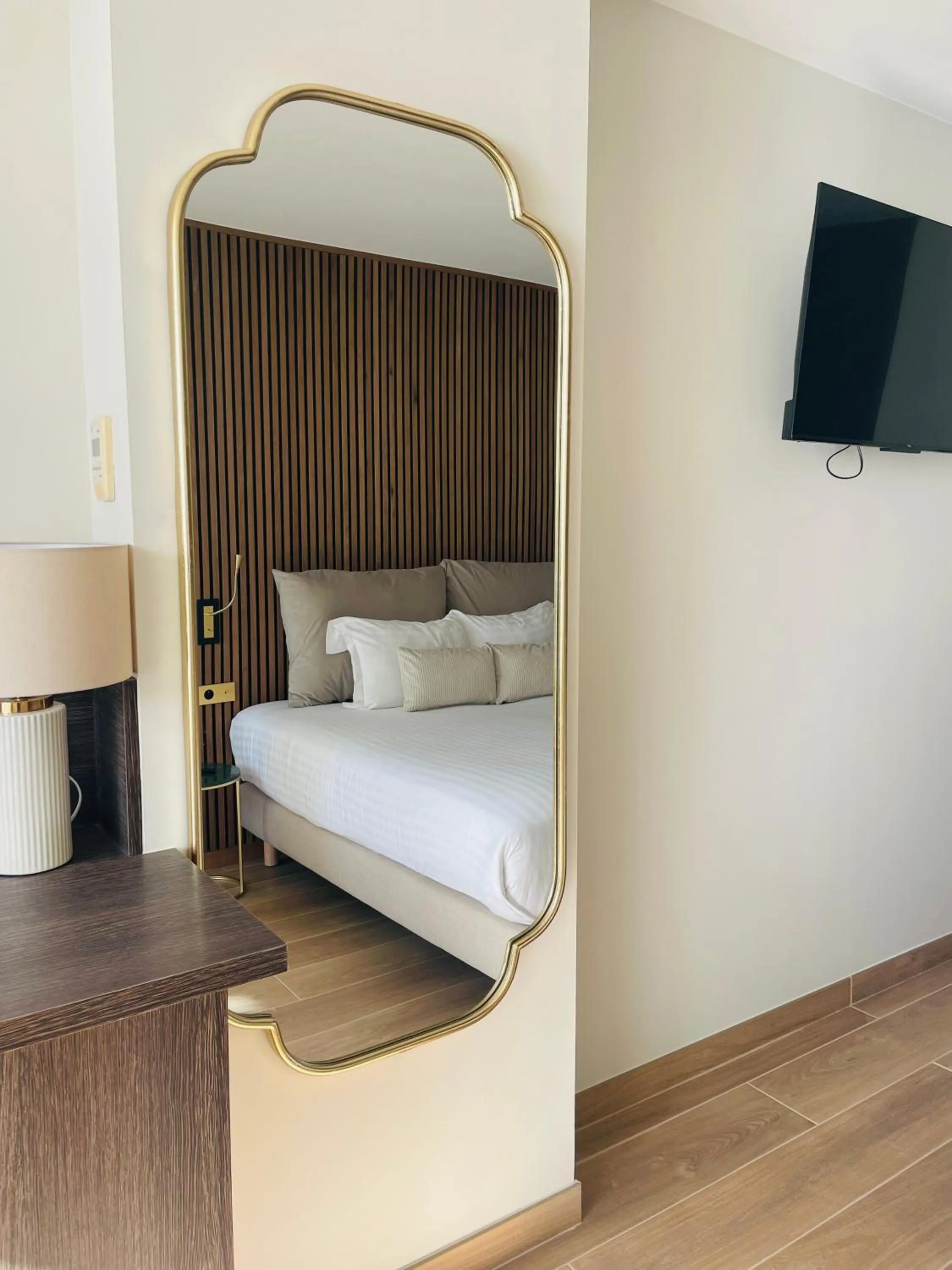 Bedroom, Bed in Les Sables Blancs