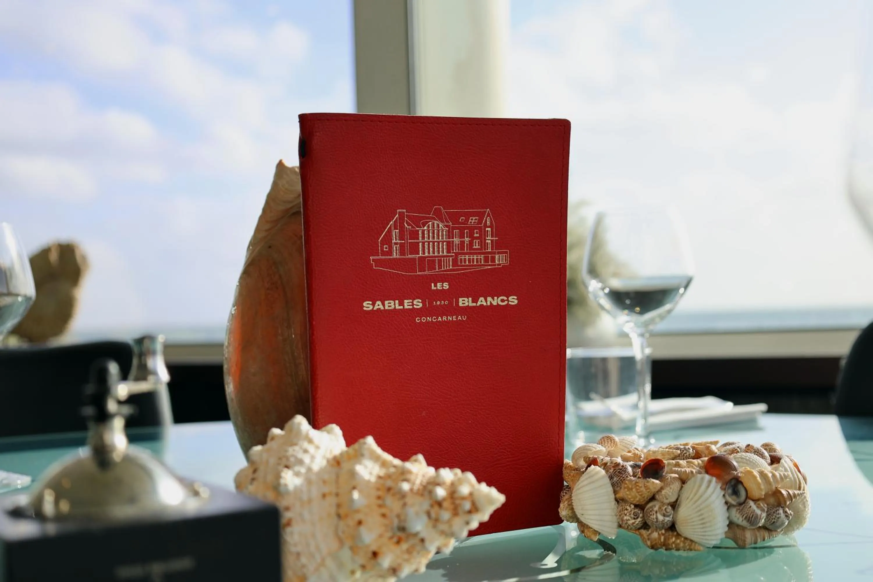 Restaurant/places to eat in Les Sables Blancs