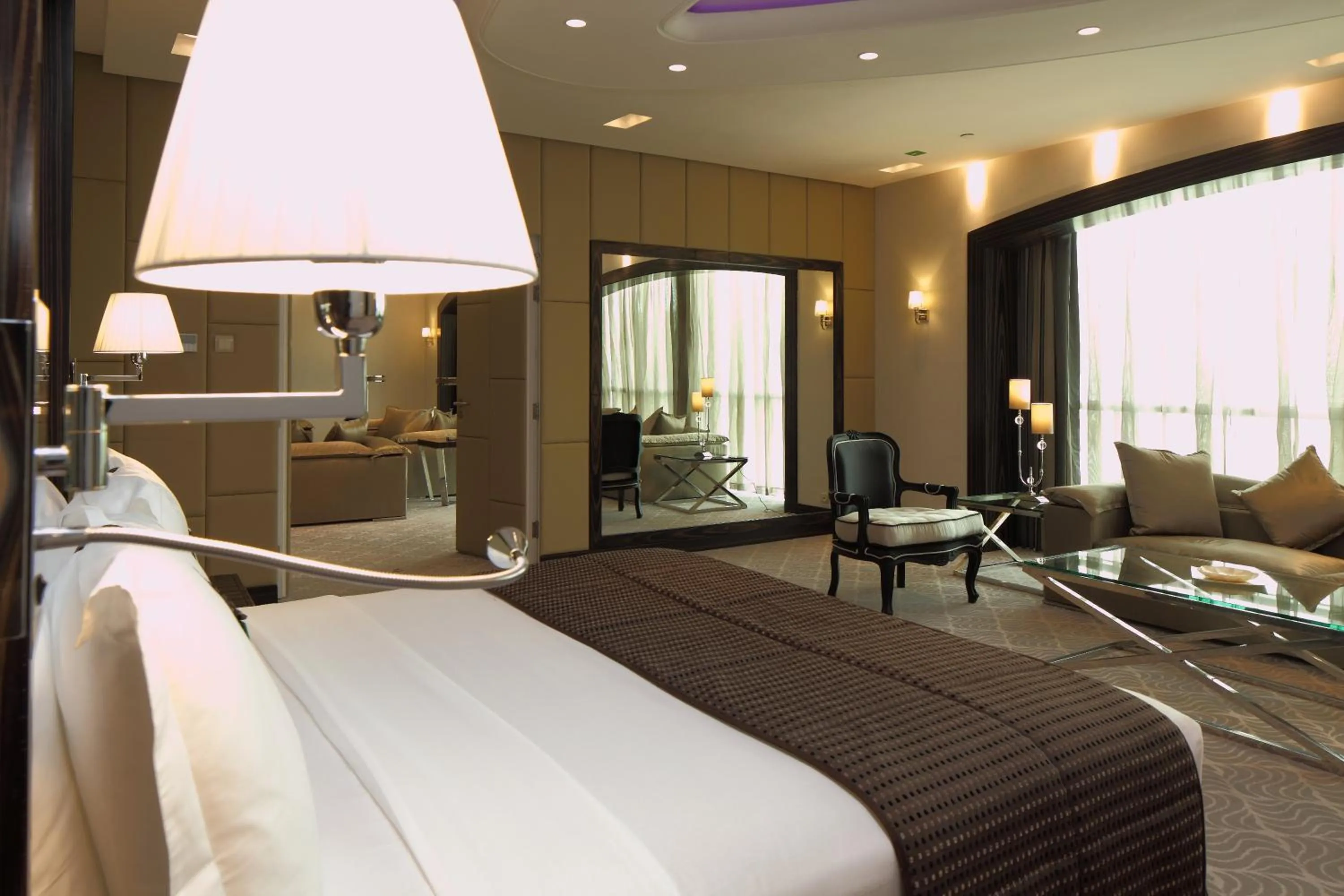 Photo of the whole room, Bed in Holiday Inn Meydan, an IHG Hotel