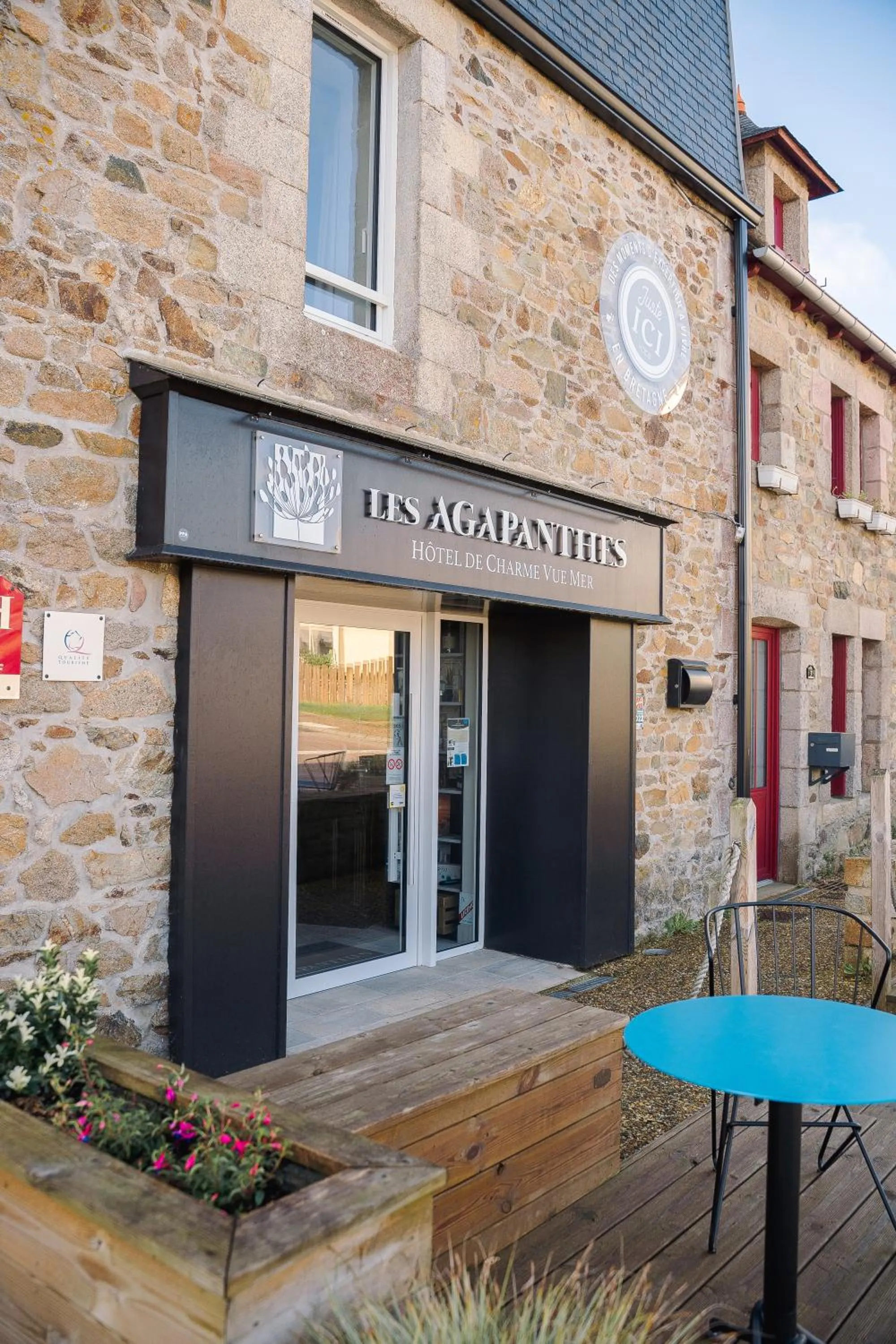 Hôtel Les Agapanthes-Logis Hôtel