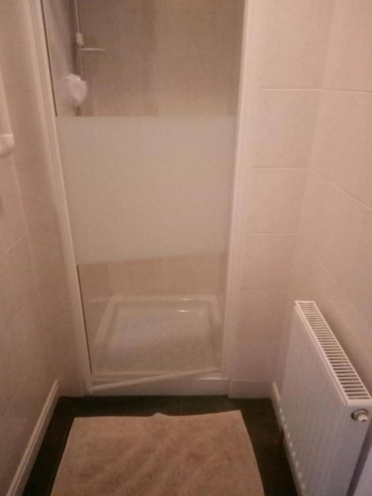 Shower in THE CHADWICK