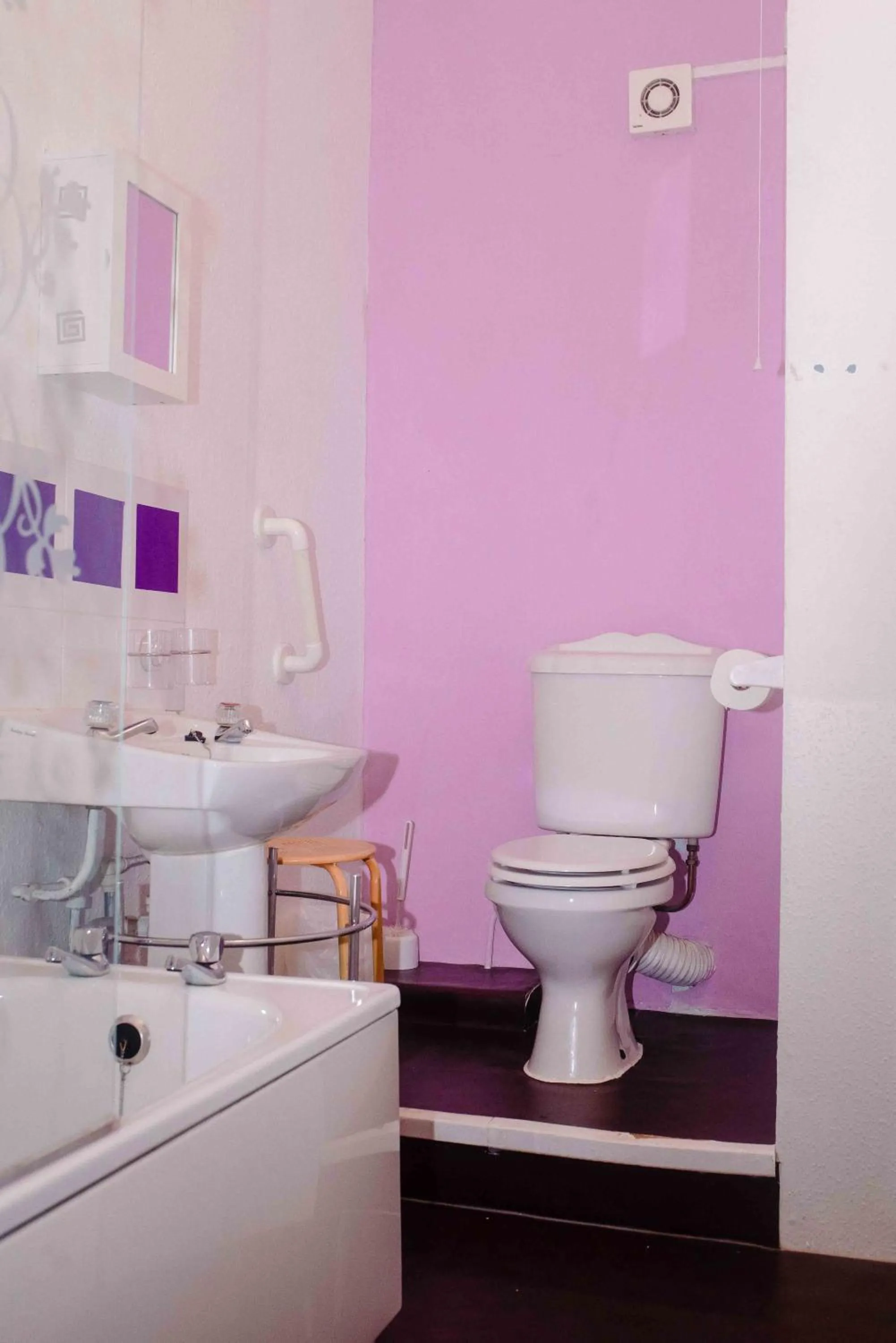 Toilet in THE CHADWICK