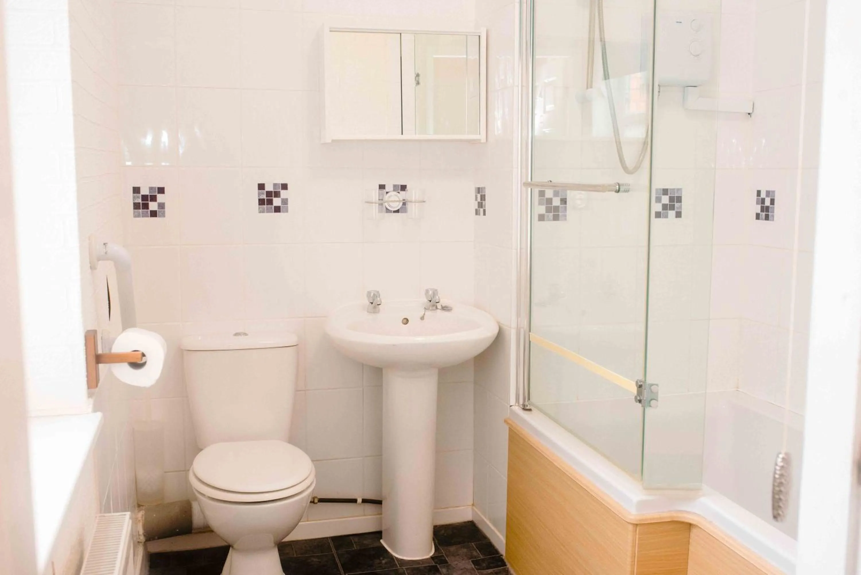 Toilet in THE CHADWICK