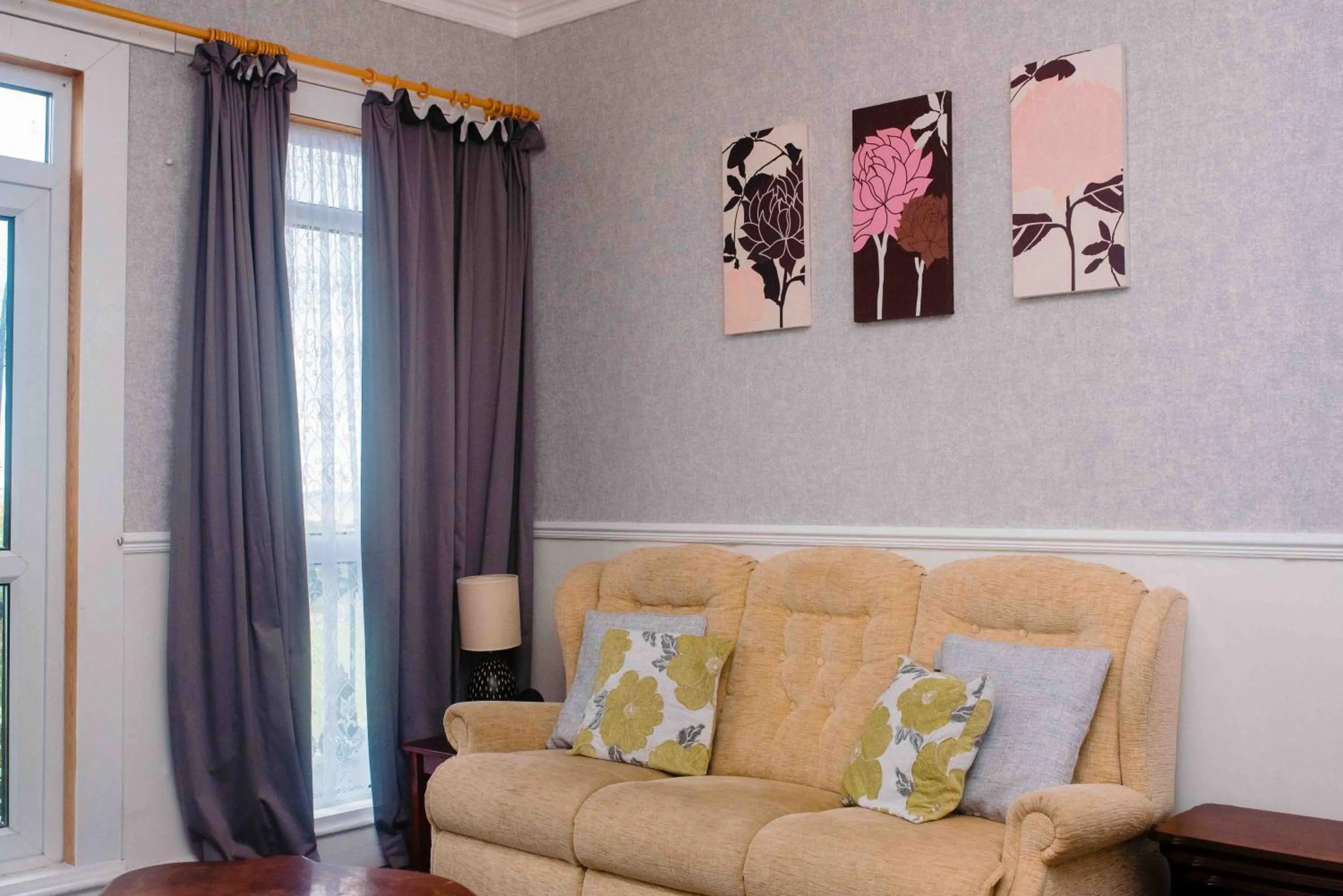 Living room in THE CHADWICK