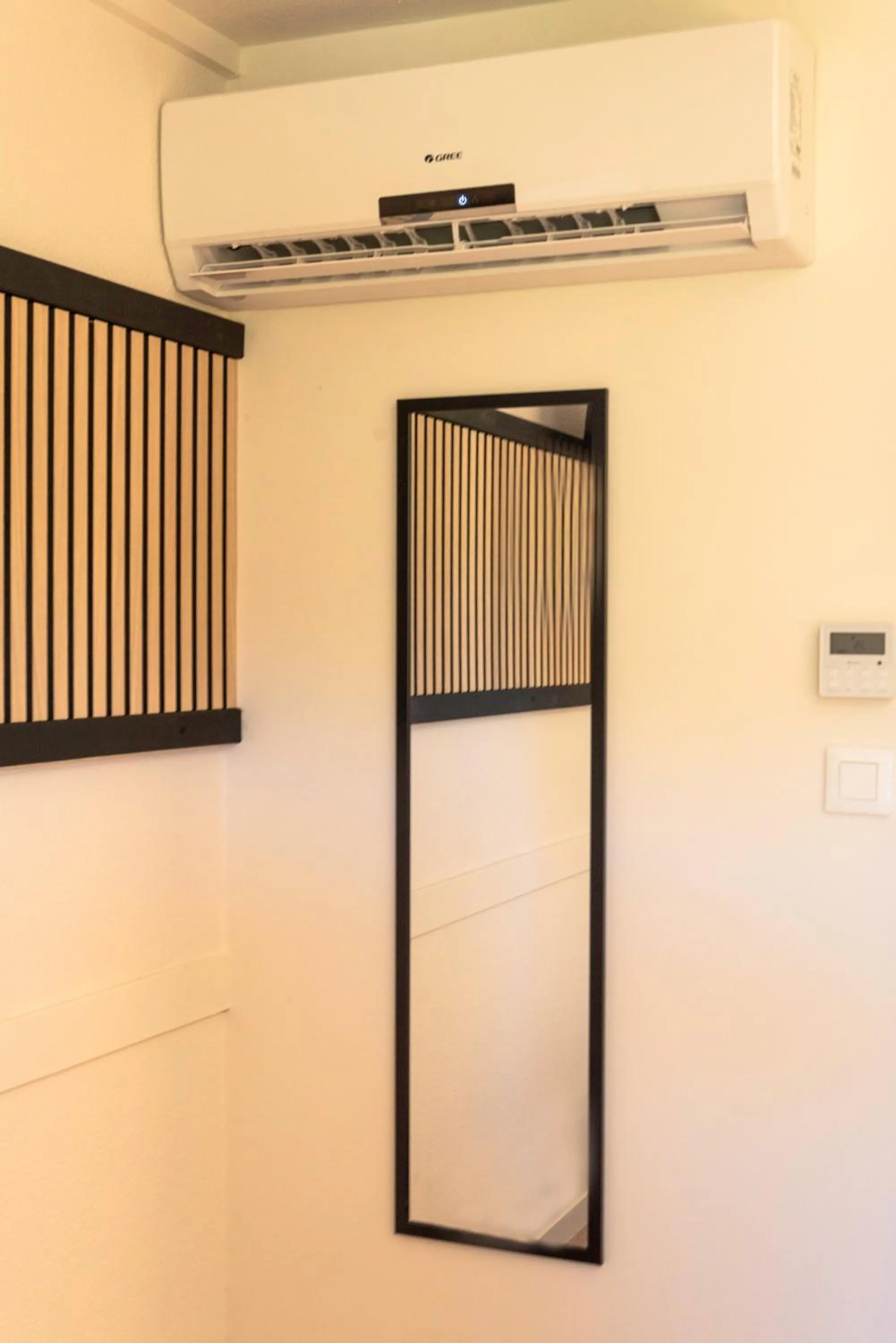 Balcony/Terrace in Premiere Classe Toulon La Seyne-sur-Mer