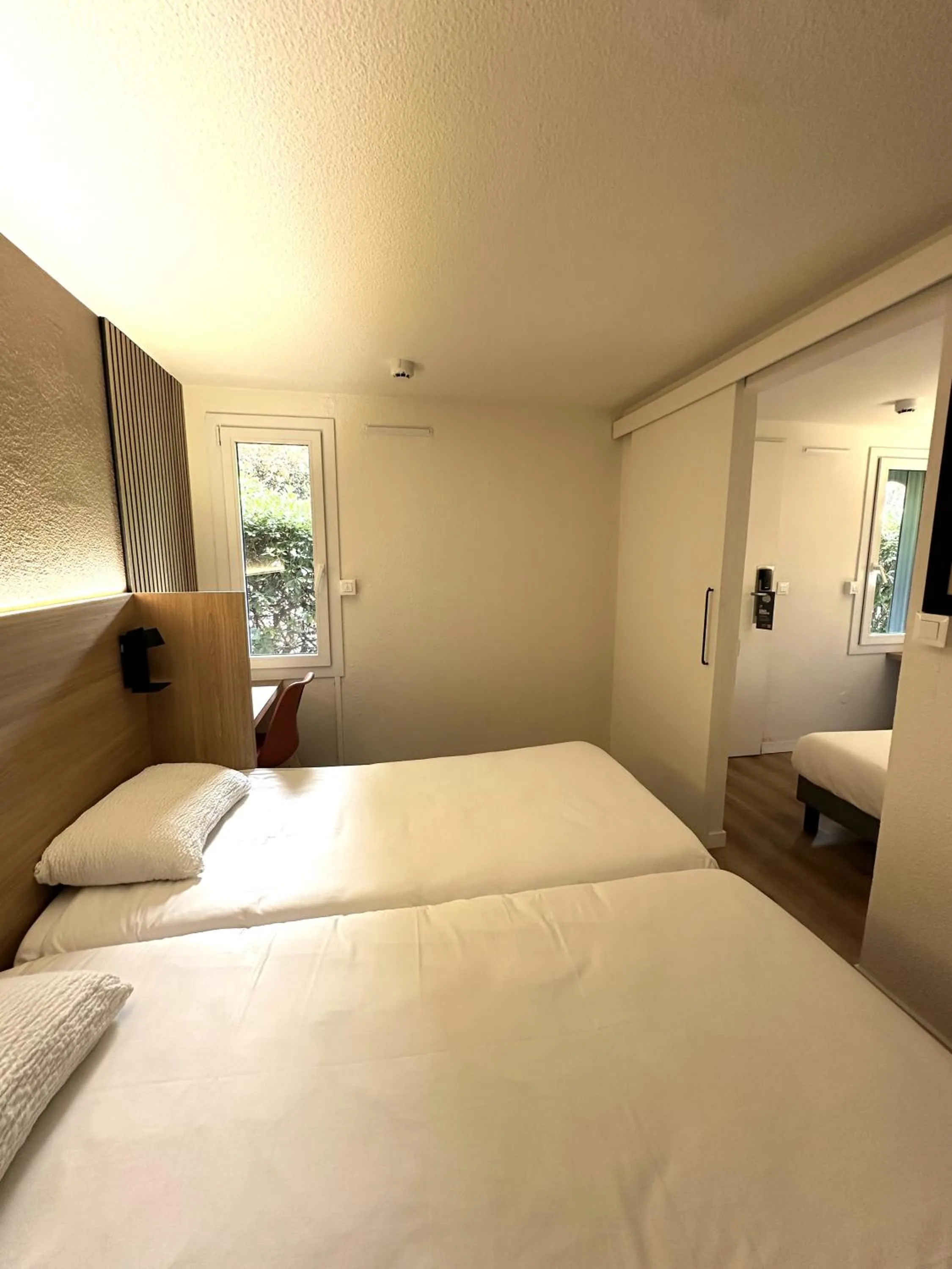 Bed in Premiere Classe Toulon La Seyne-sur-Mer