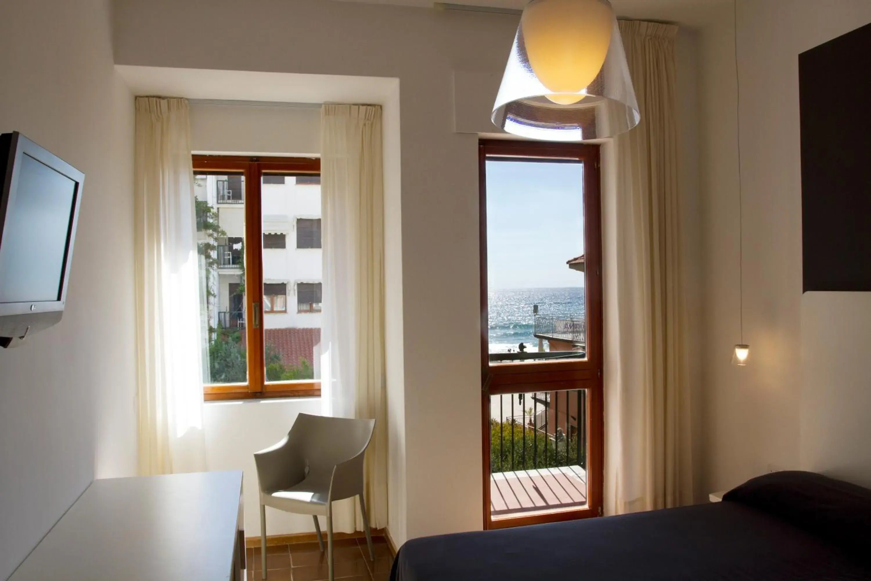 Double Room in Hotel La Playa Double Room in Hotel La Playa